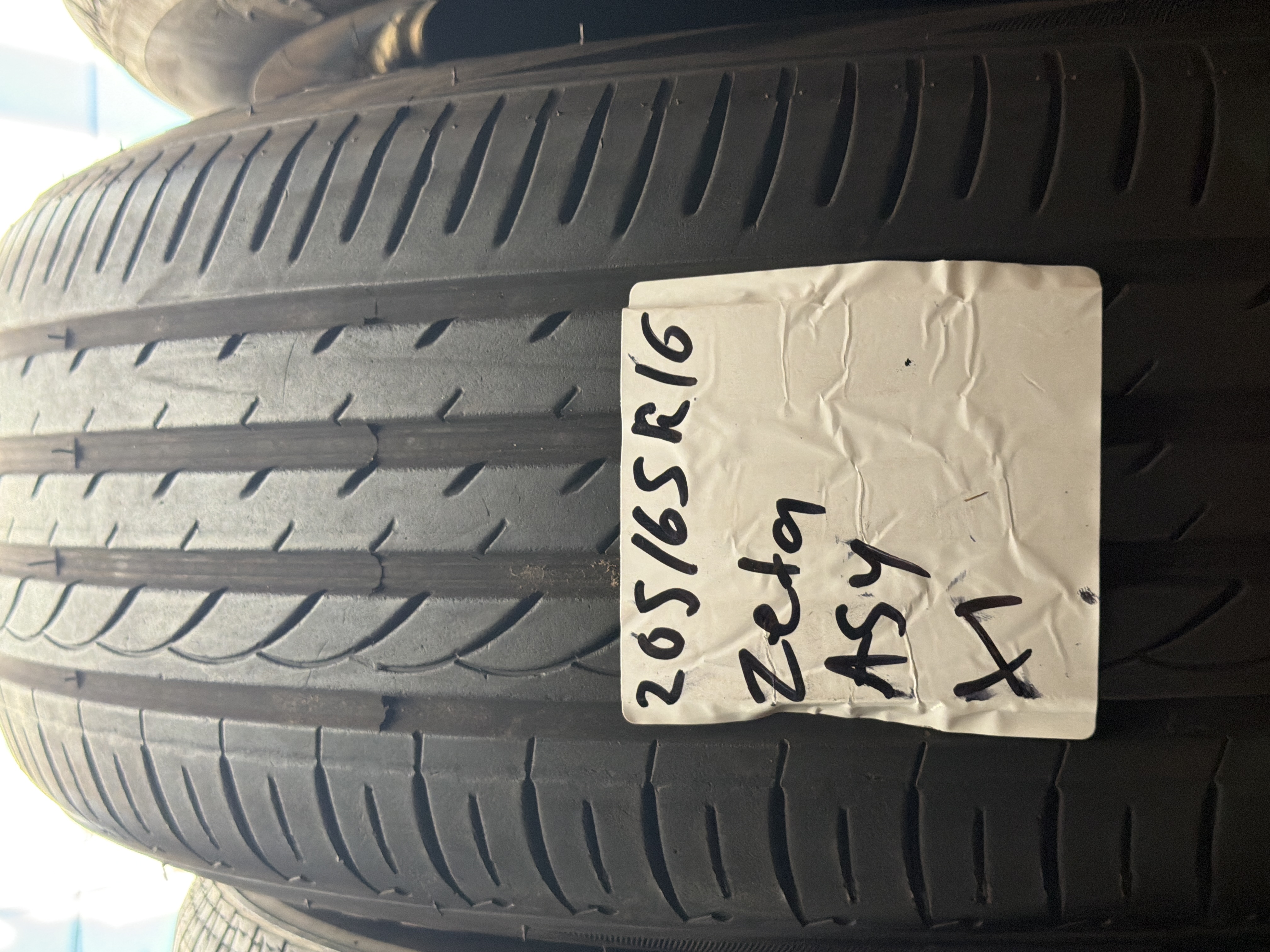 205/65R16 — Zeta Alventi
