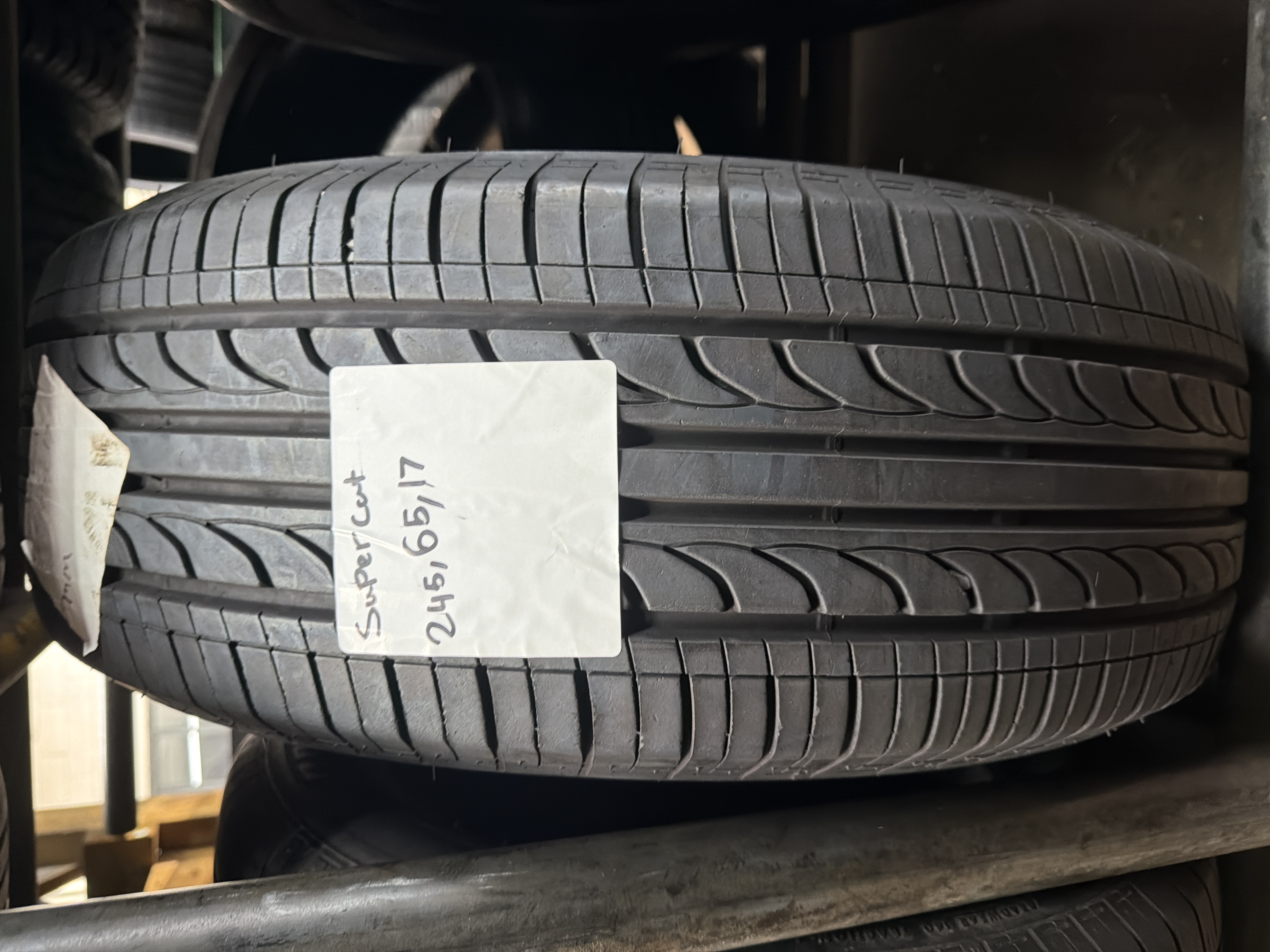 245/65R17 — Superia H/T