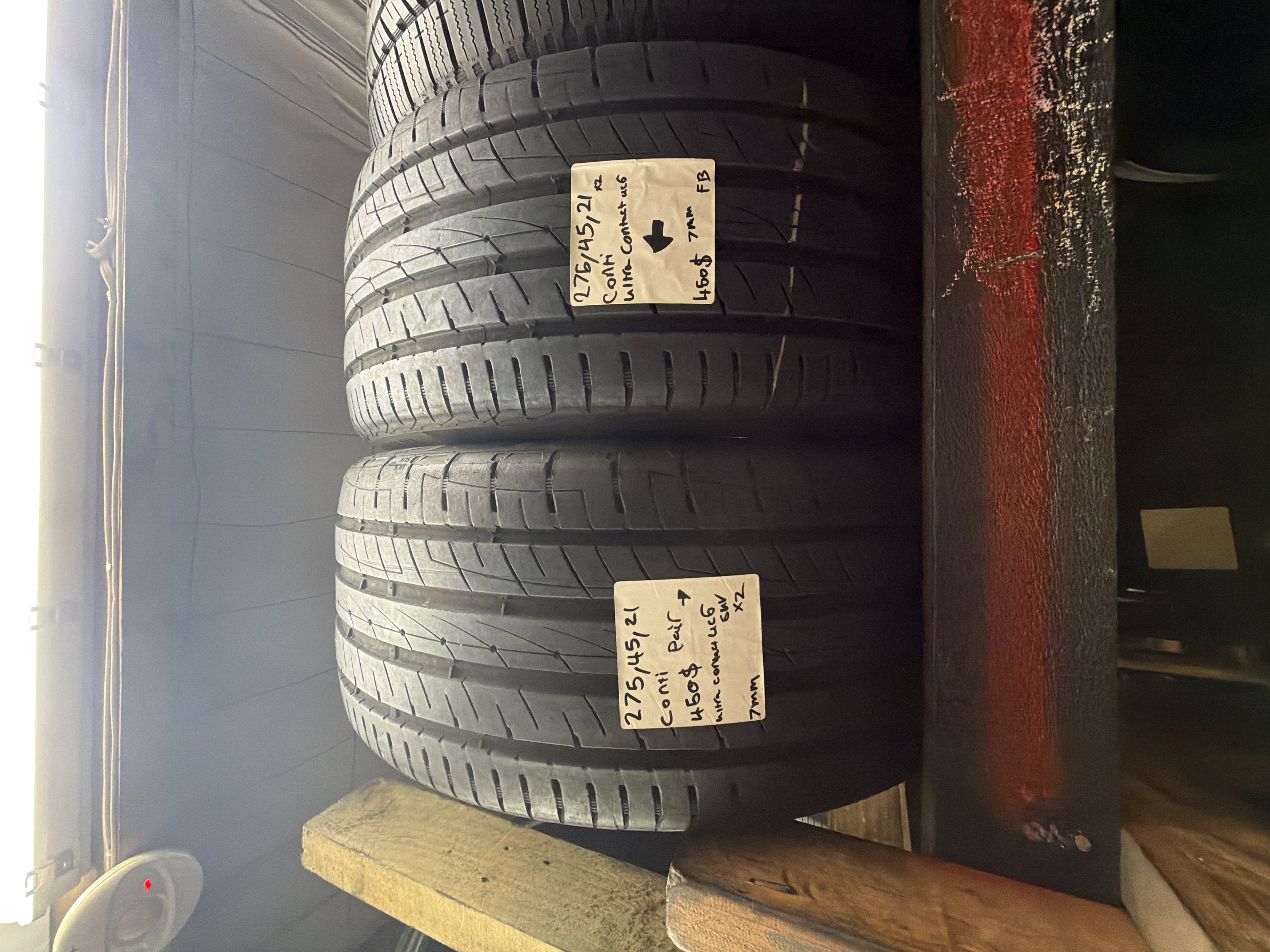 275/45R21 — Continental UltraContact UC6 SUV