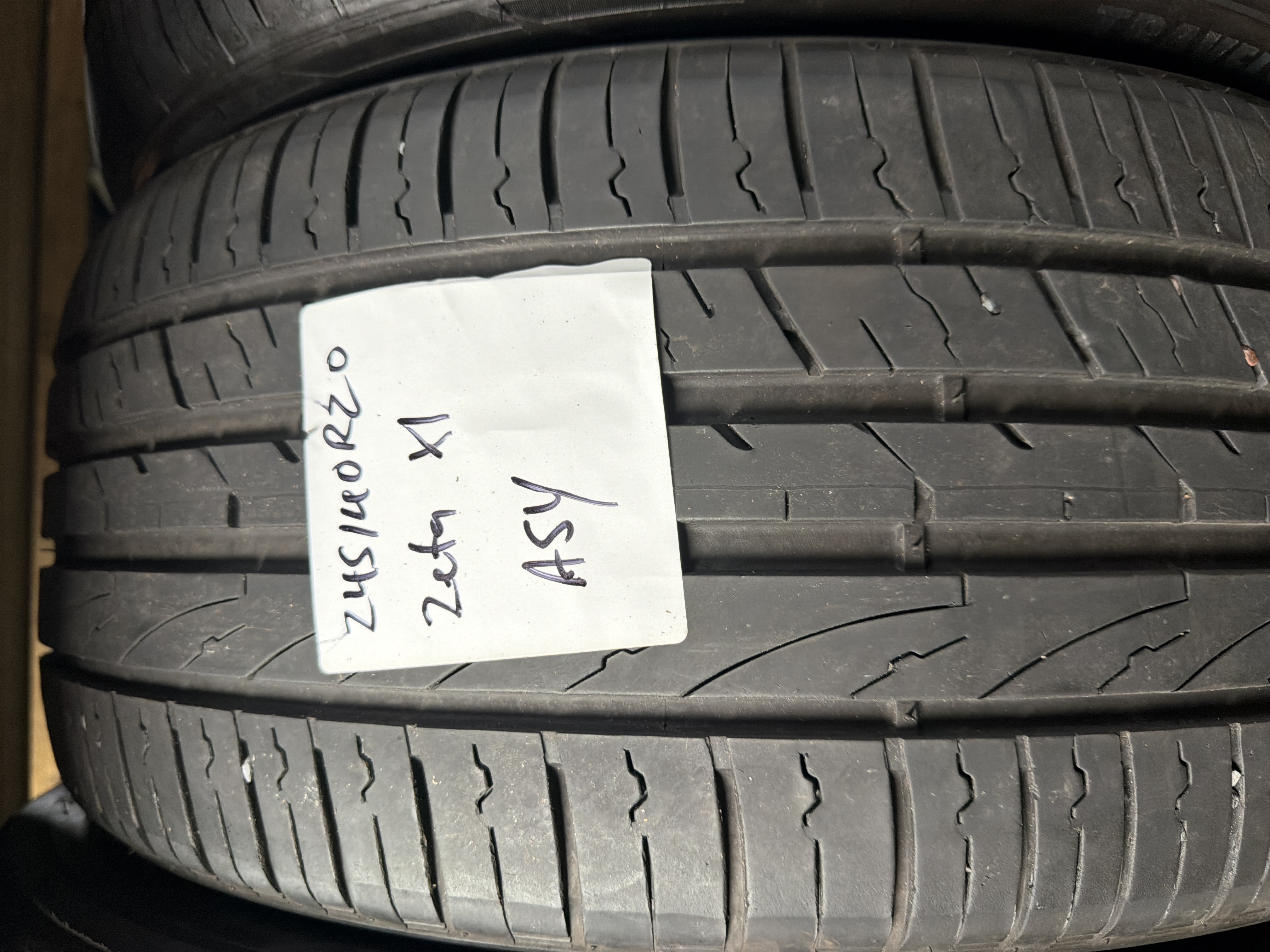 245/40R20 — Zeta Impero
