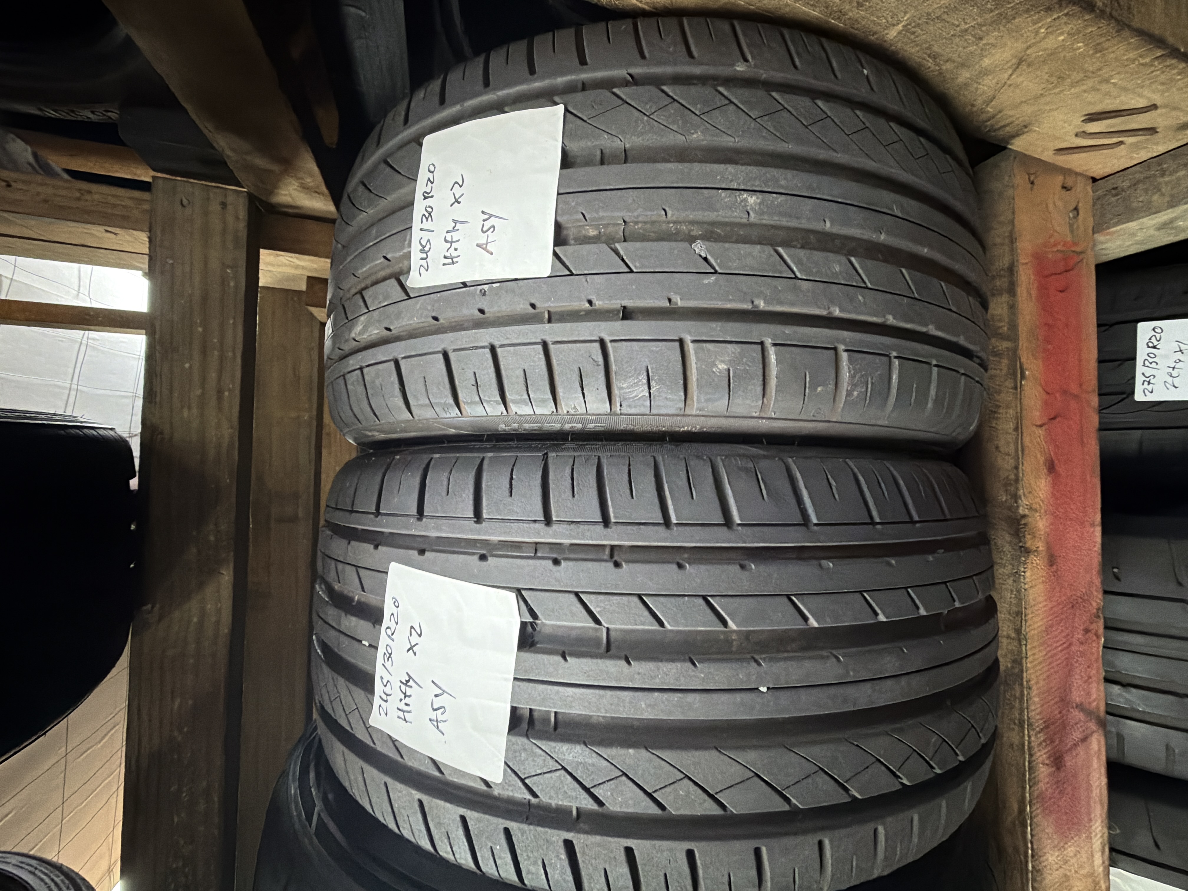 245/30R20 — Hifly Challenger