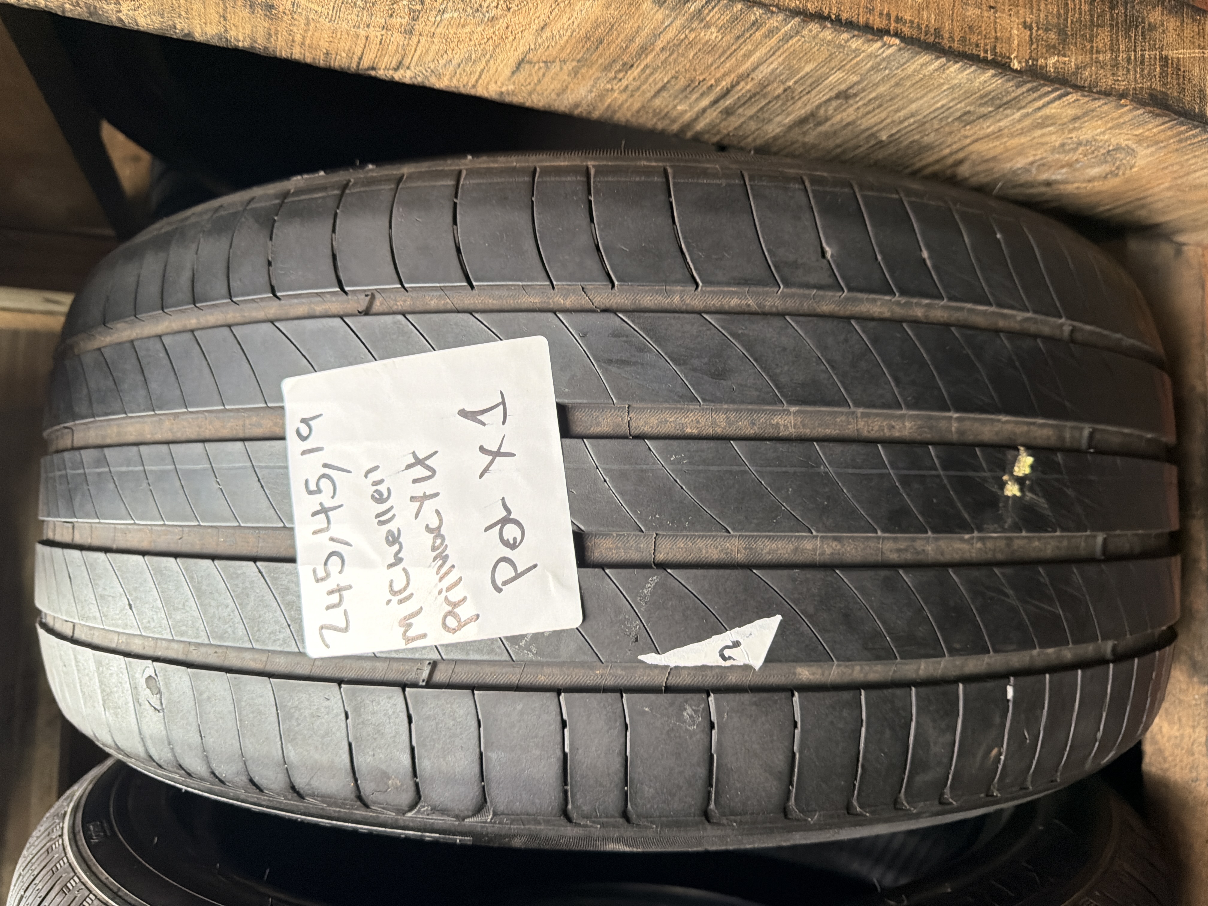 245/45R19 — michelin Primacy 4 POL