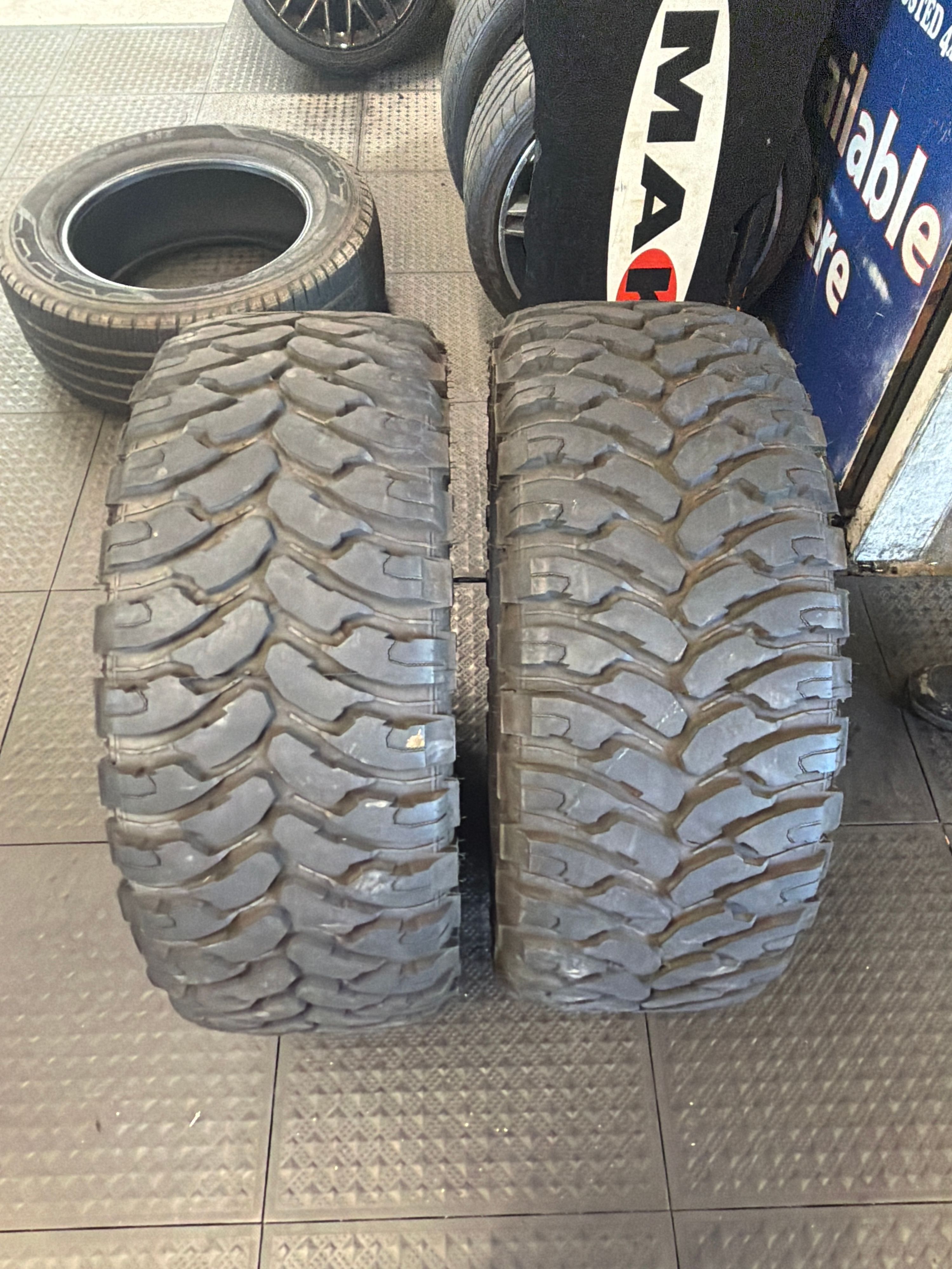 33/12R20 — comforser CF3000