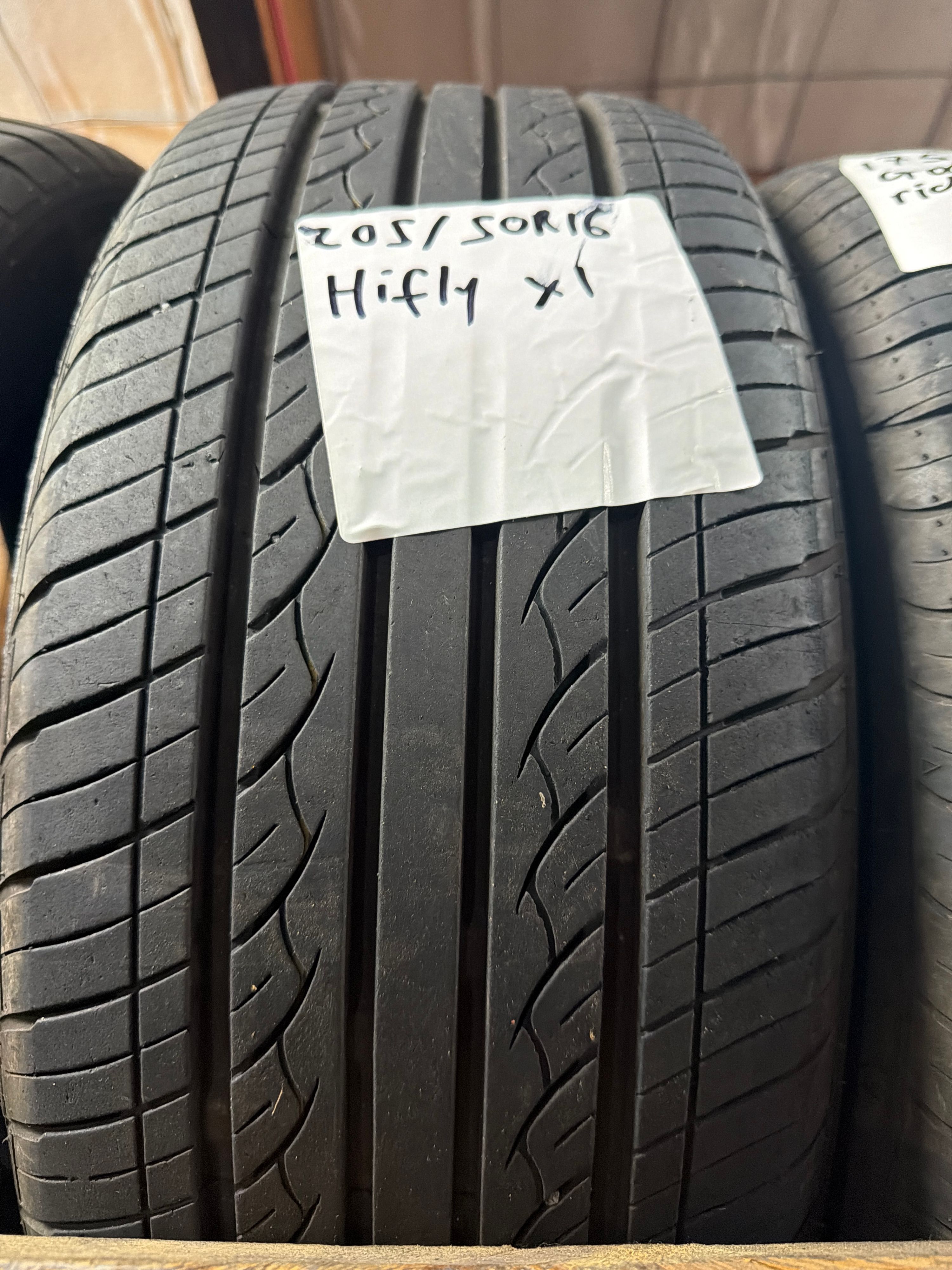 205/50R16 — Hifly F201