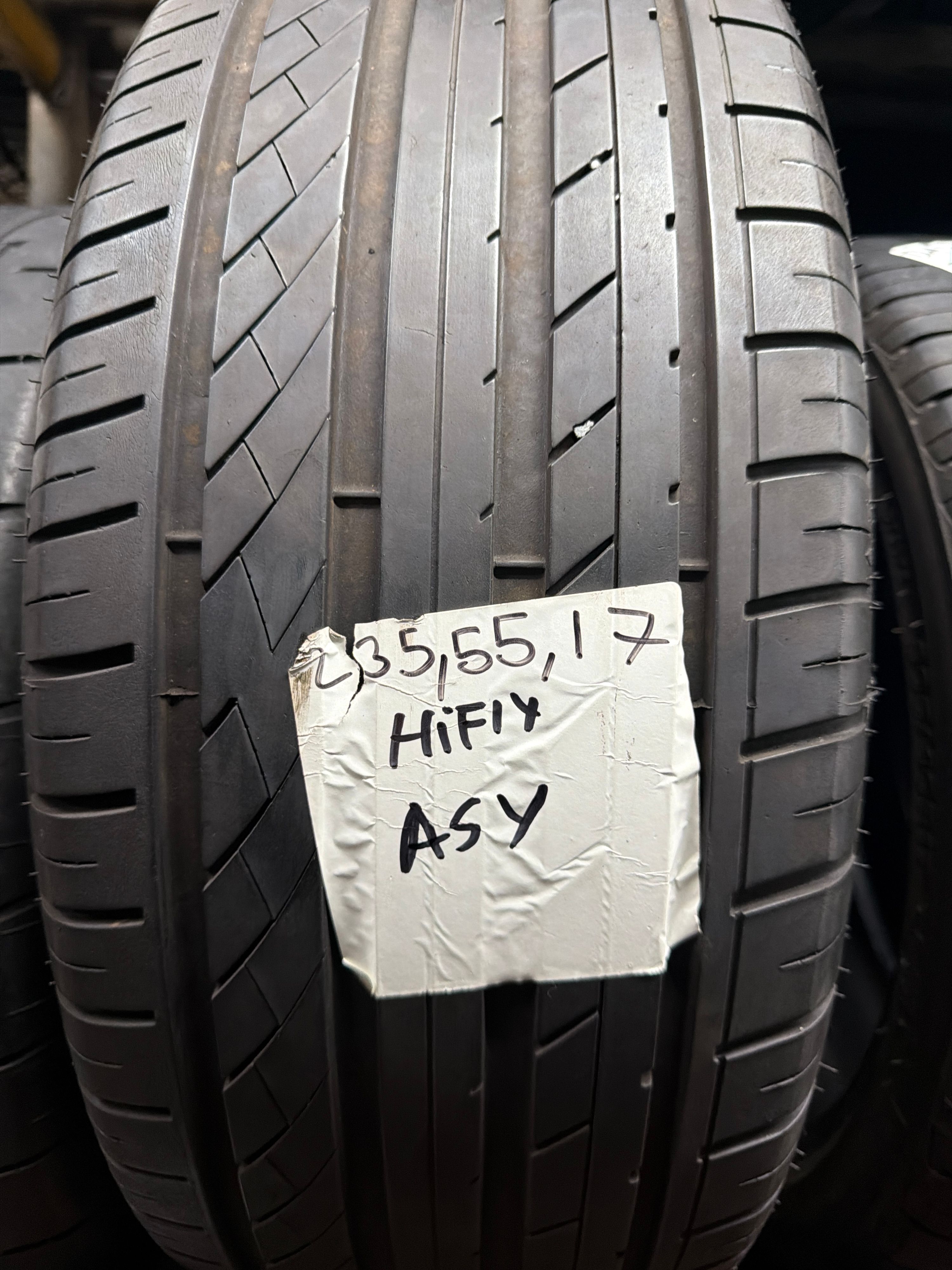 235/55R17 — Hifly HF805
