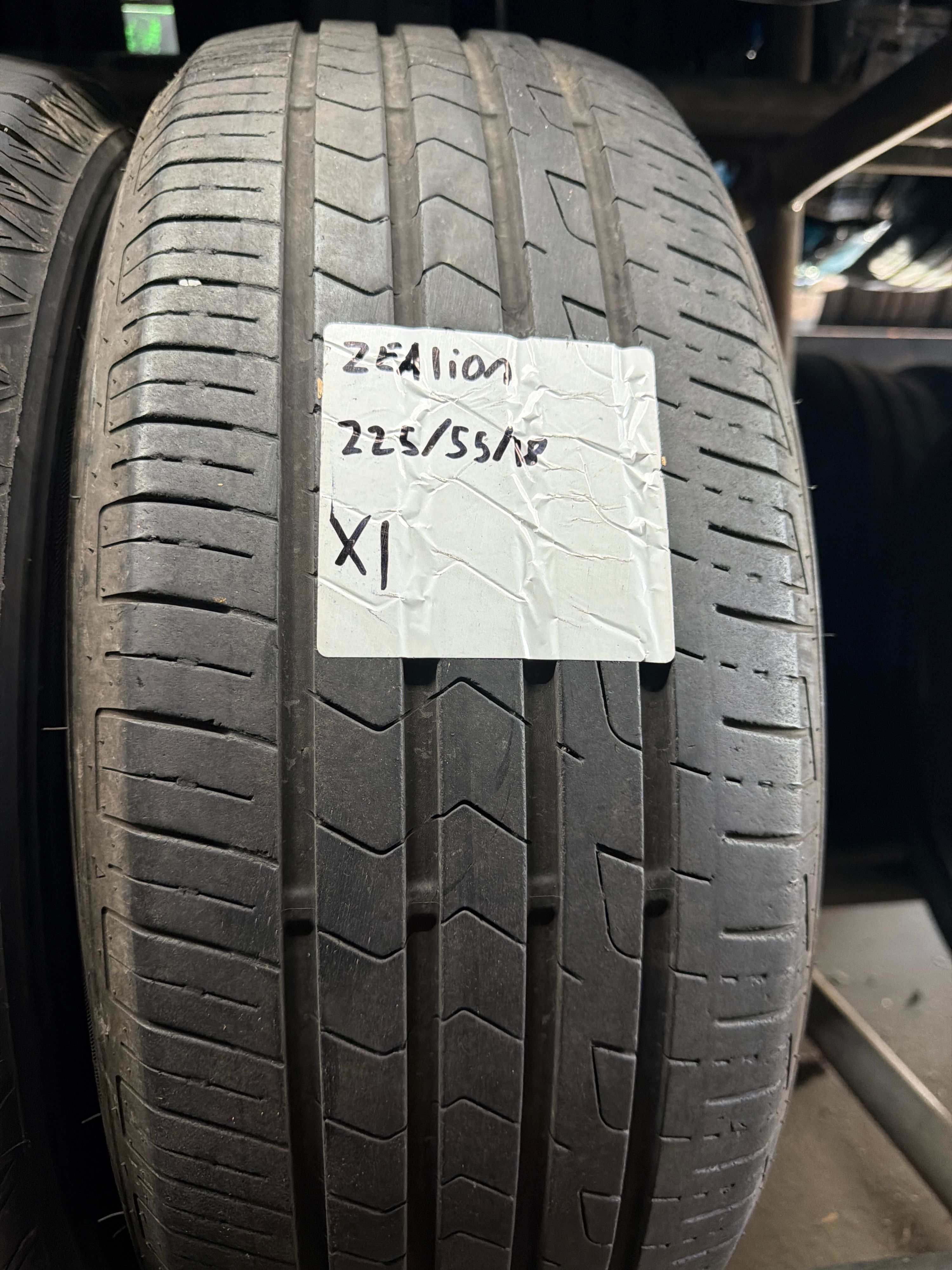zealion 225/55/18