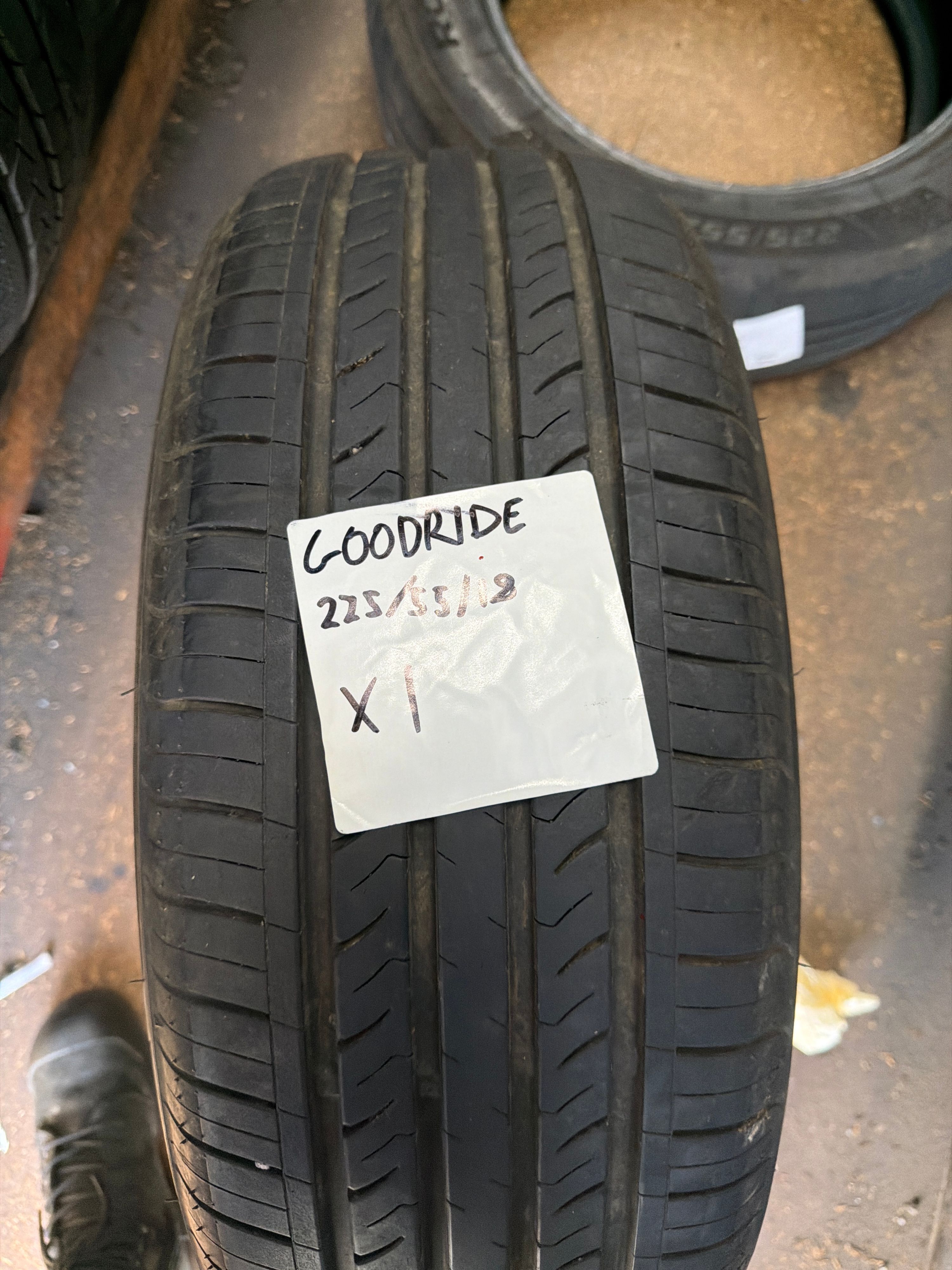 225/50R18 — Goodride G-118