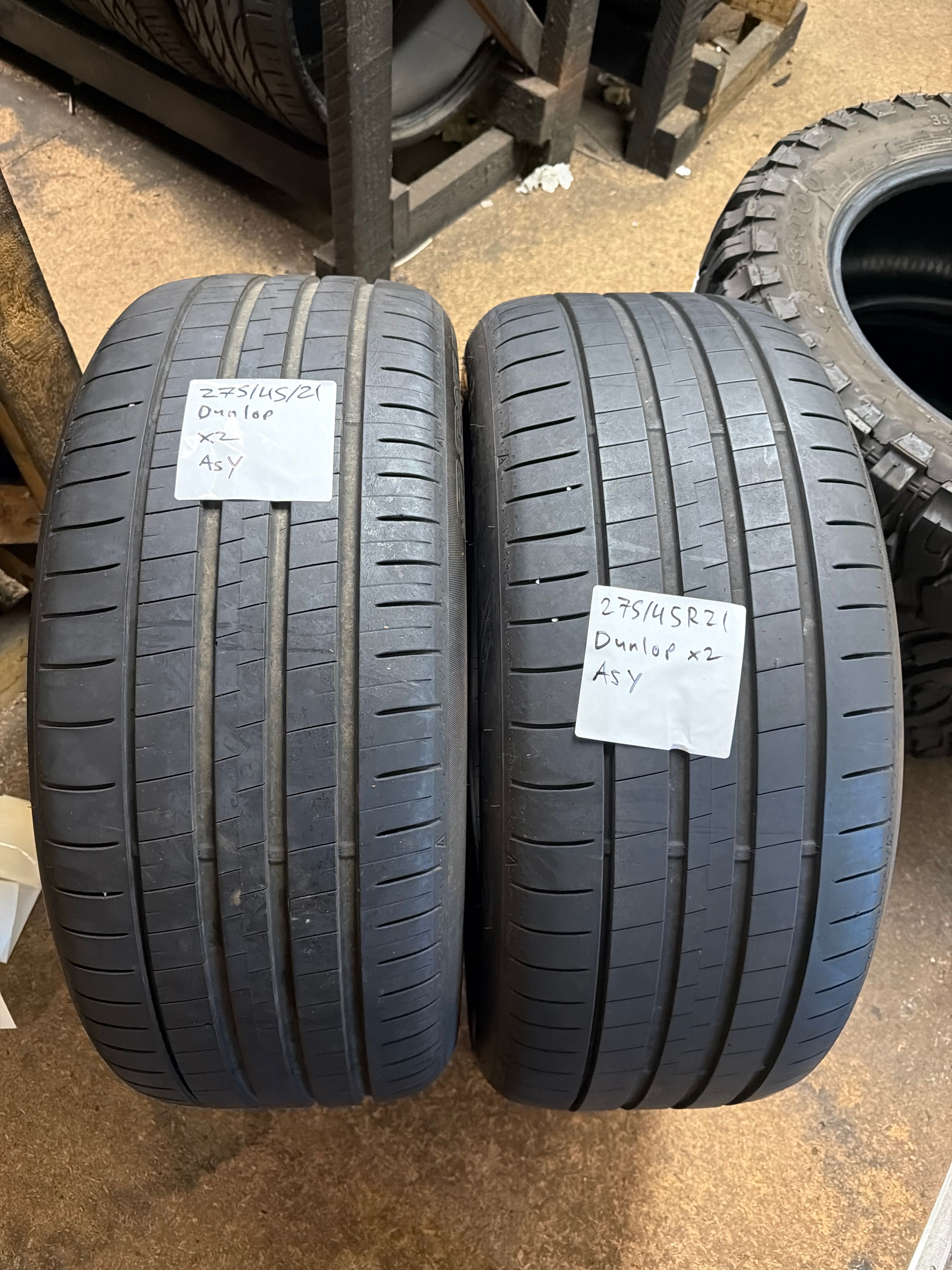 275/45R21 — Dunlop SP Sport Maxx