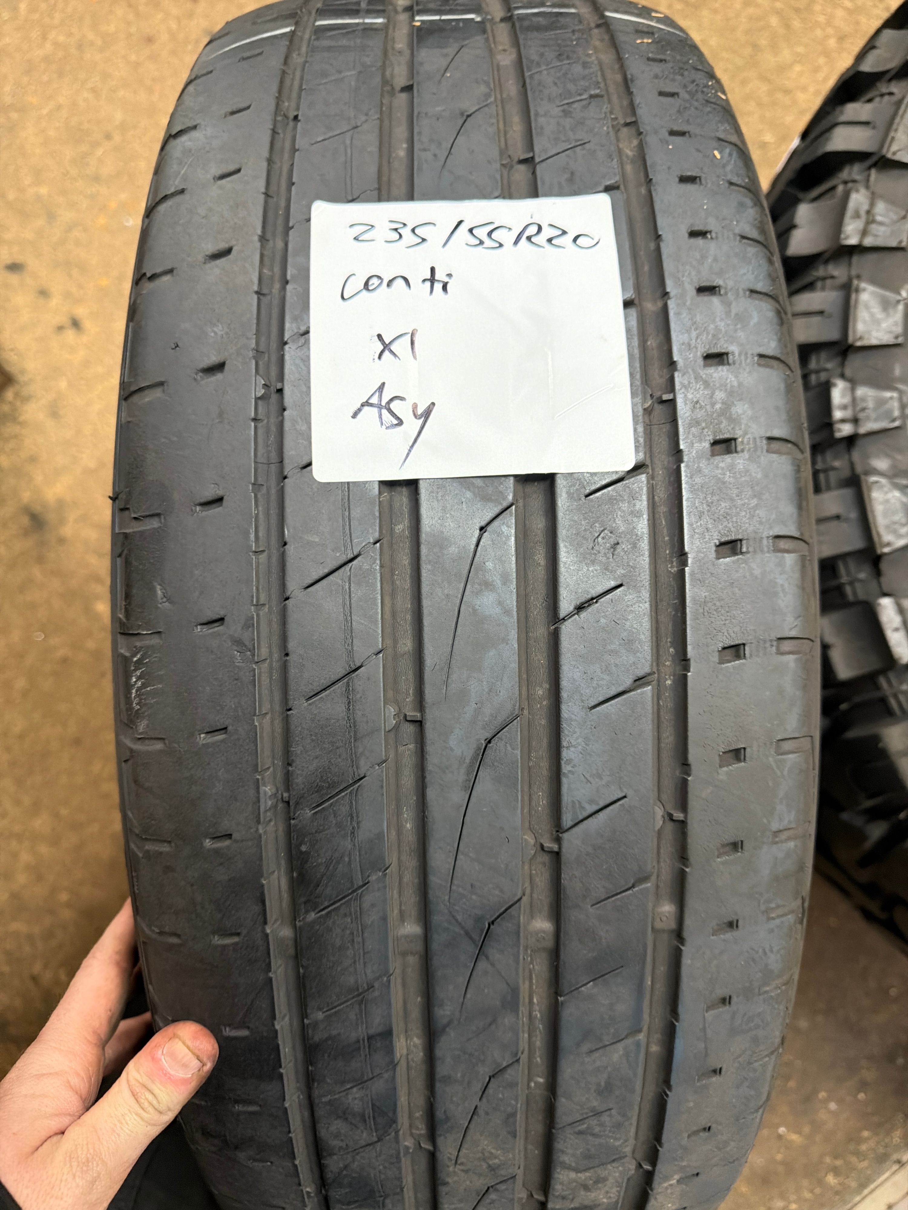 235/55R20 — Continental UltraContact UC6 SUV