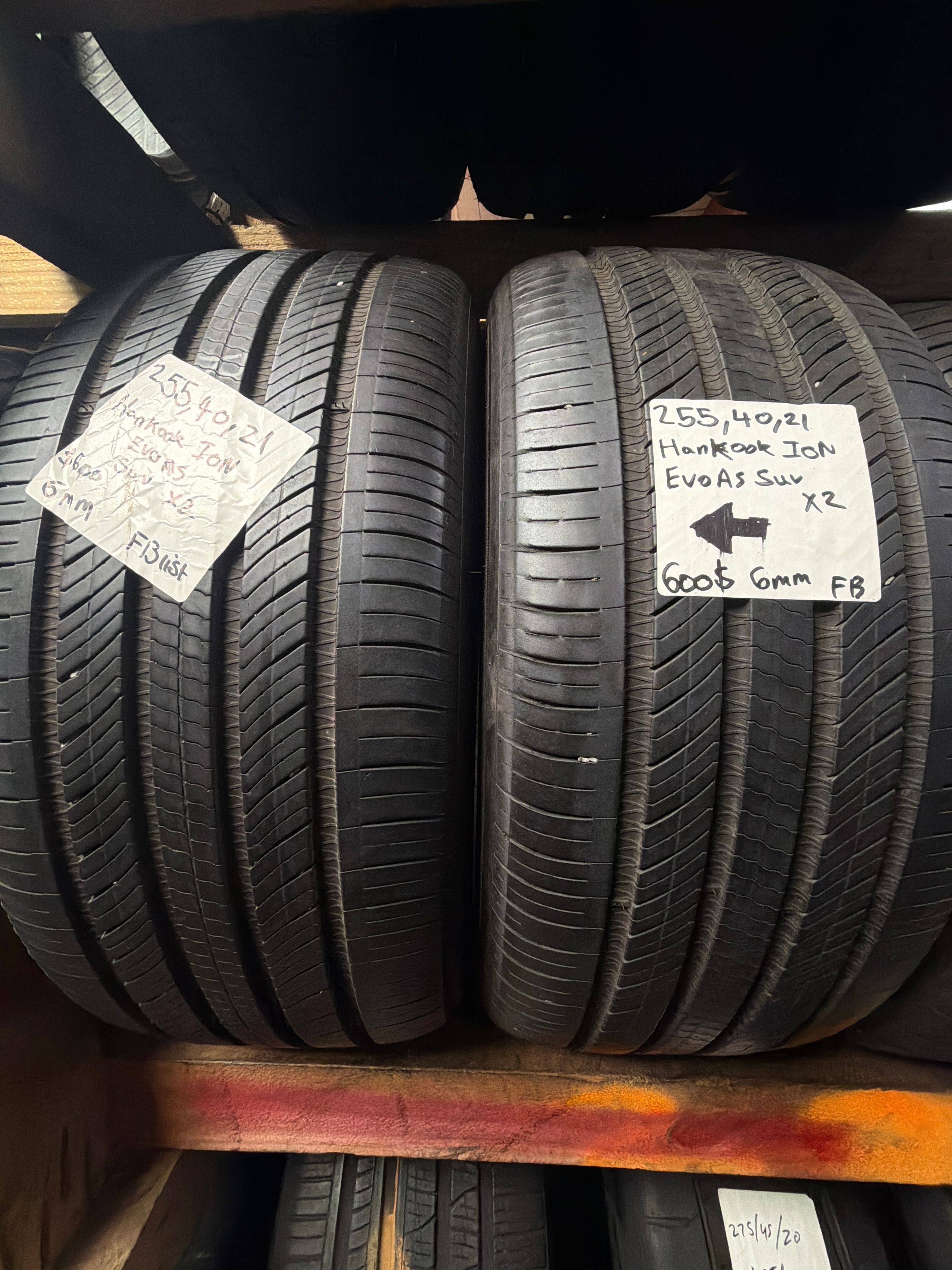 255/40R21 — Hankook ion evo AS SUV