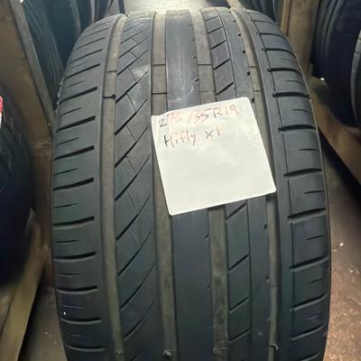 275/35R19 — Hifly HF805