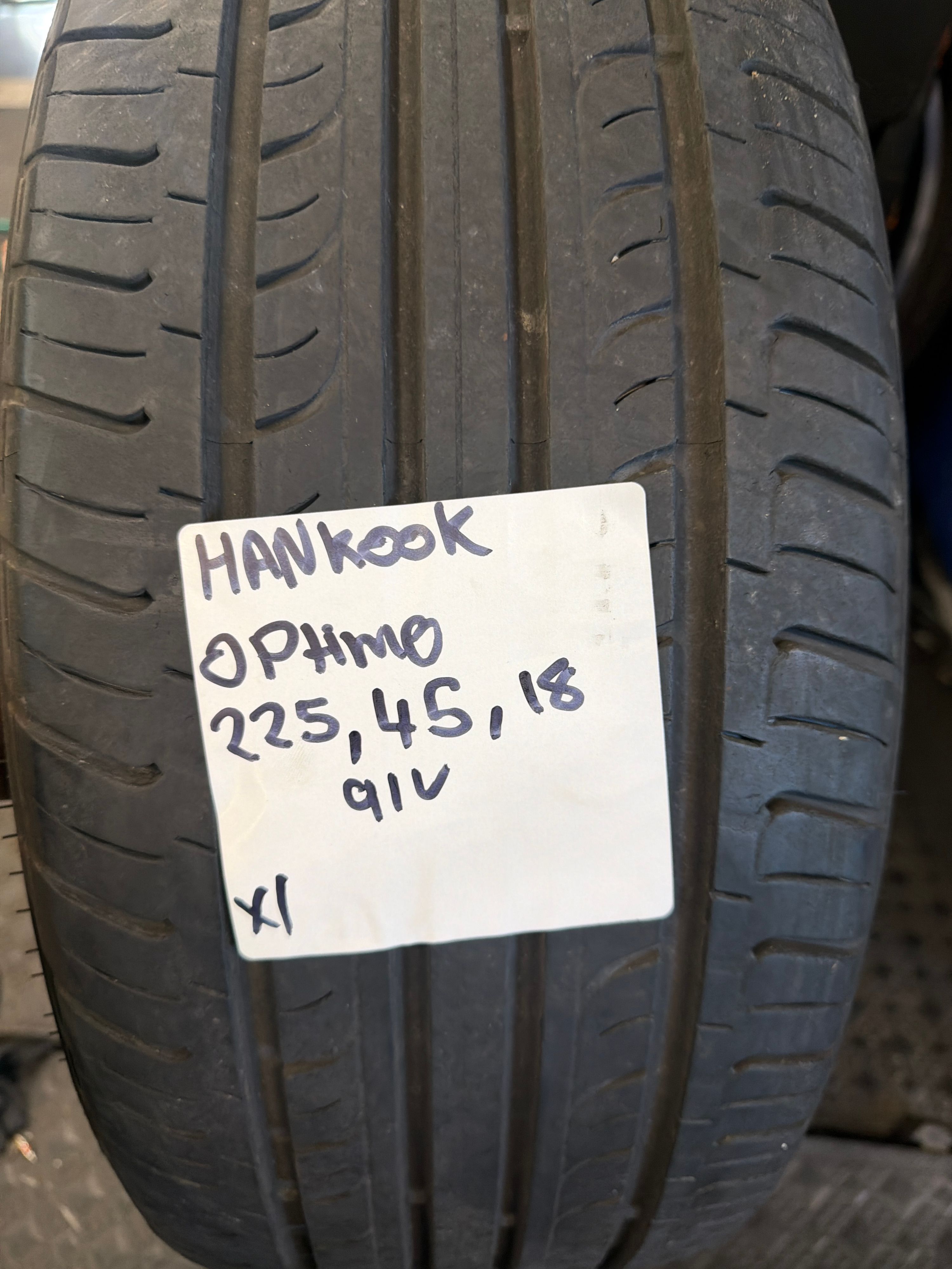 Hankook 225/45/18