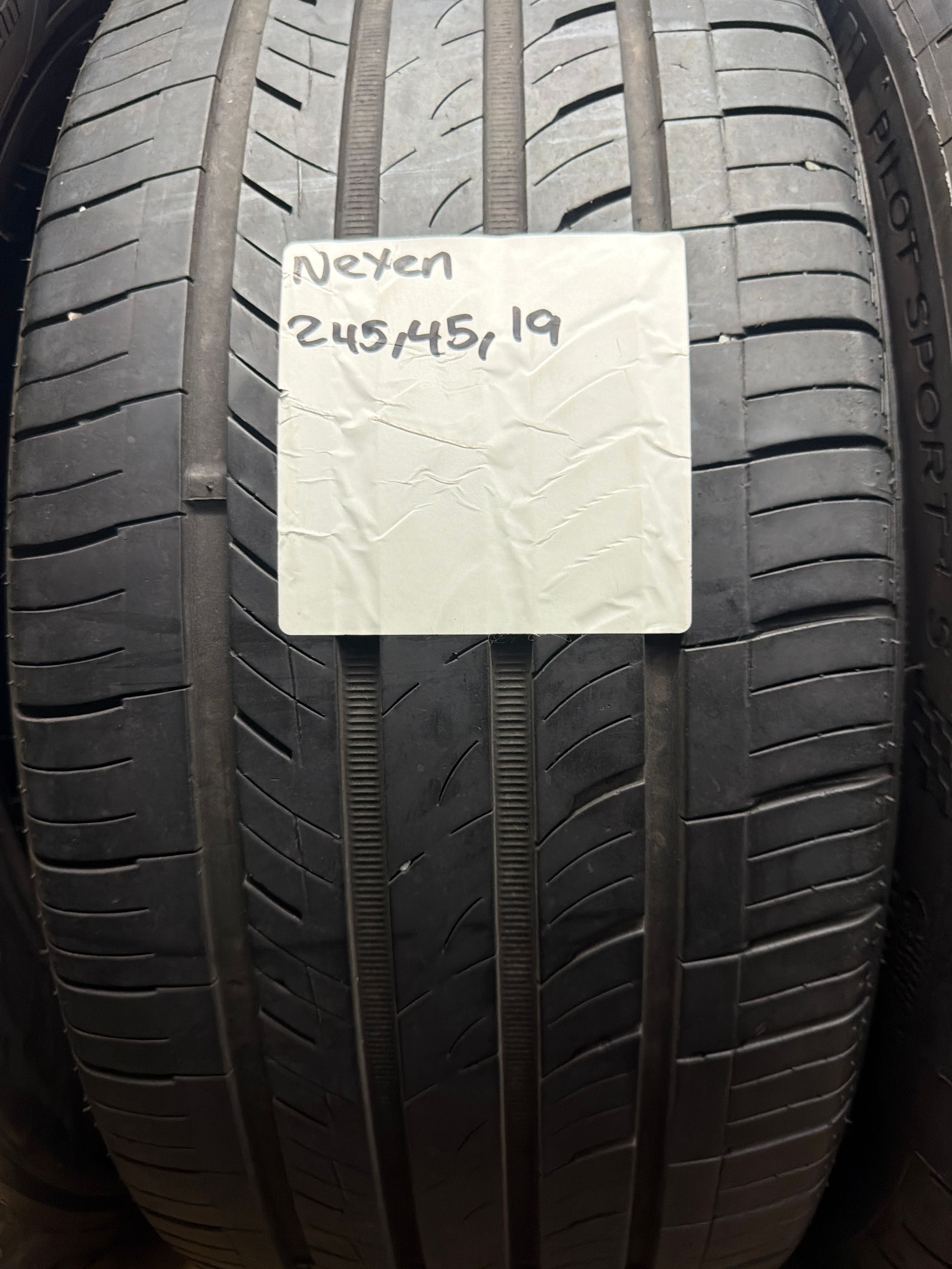 245/45R19 — Nexen N'FERA