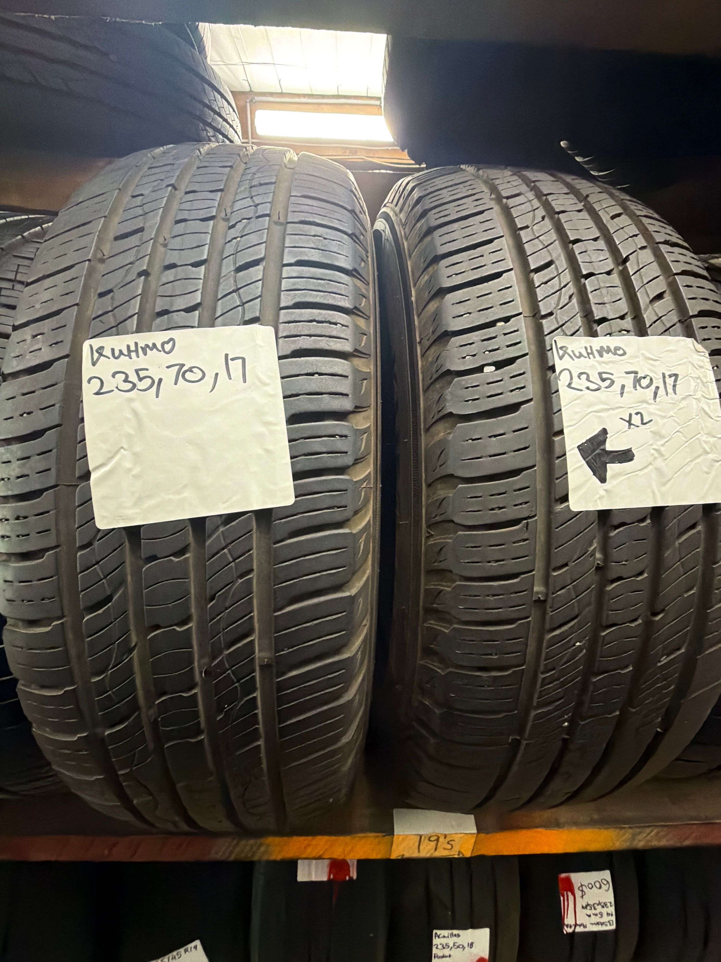 235/70R17 — Kumho Crugen