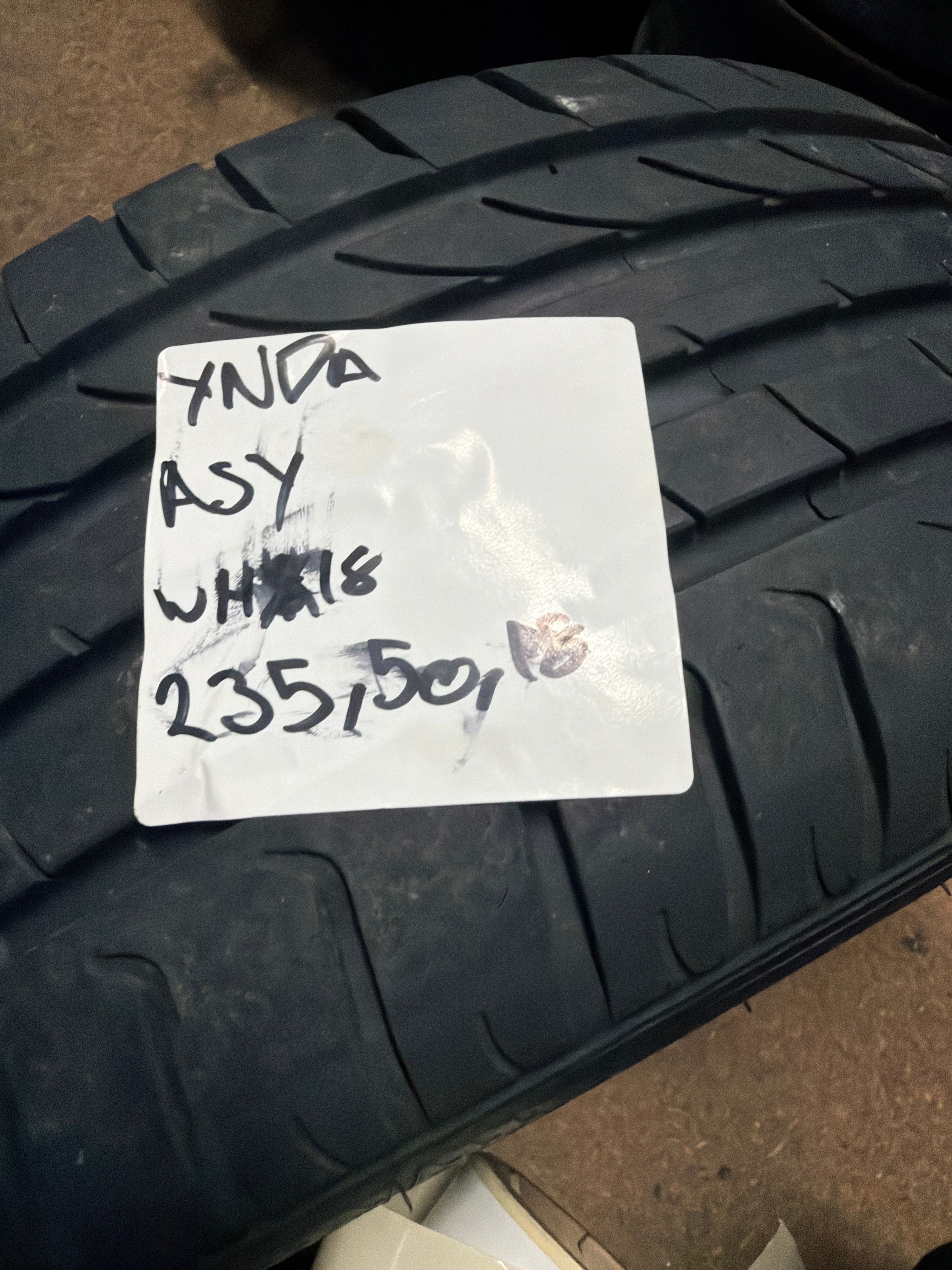 Winda 235/50/18