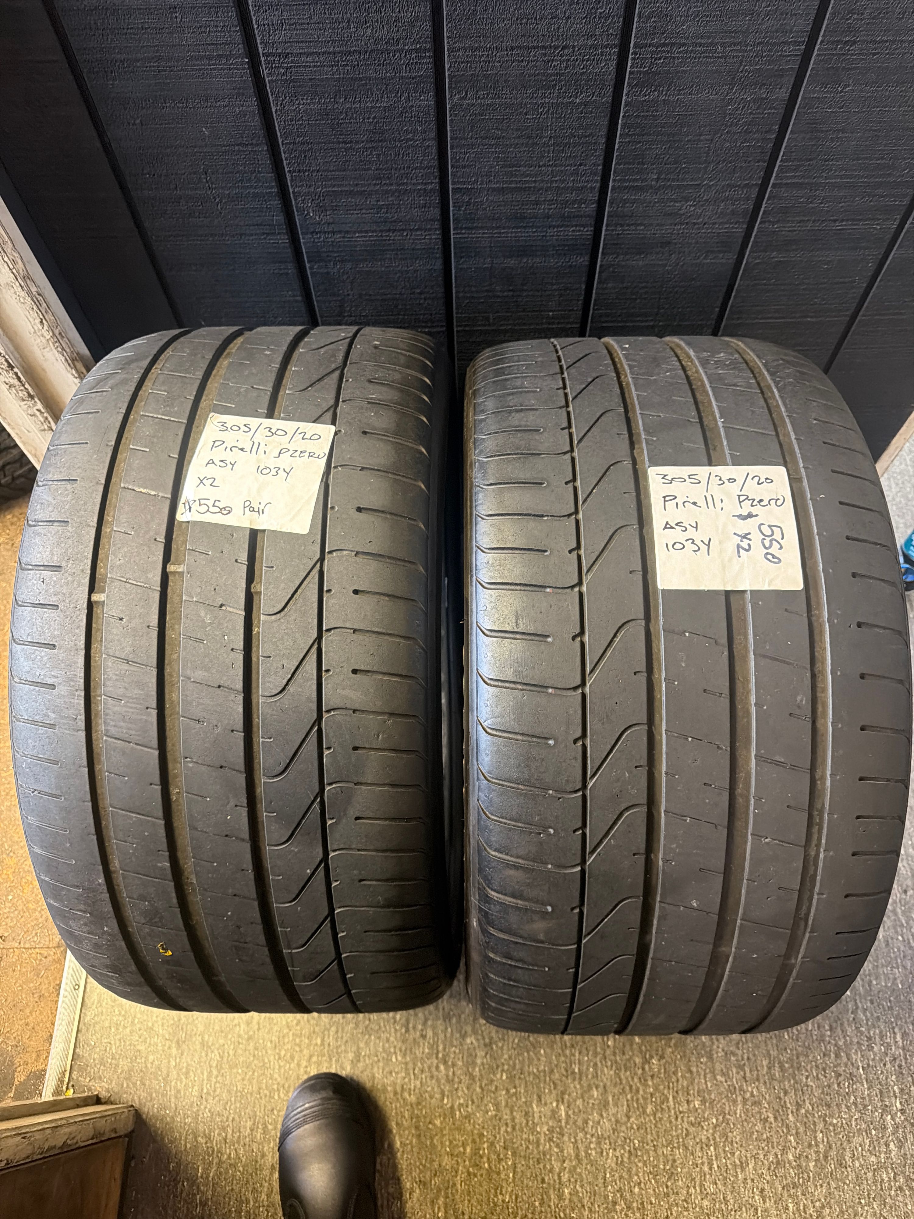 305/30R20 — Pirelli P Zero