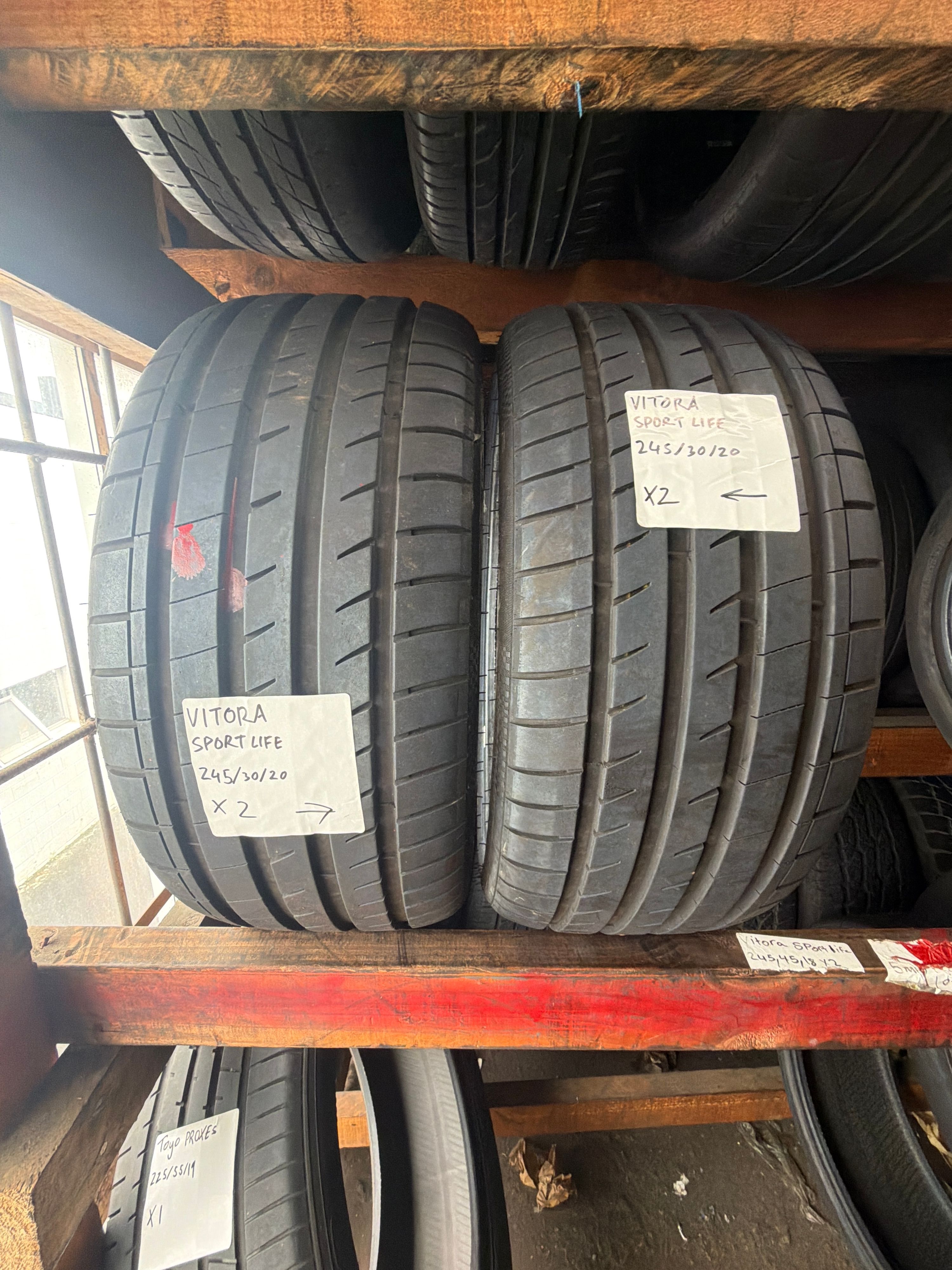 245/30R20 — Vitora Sport Life