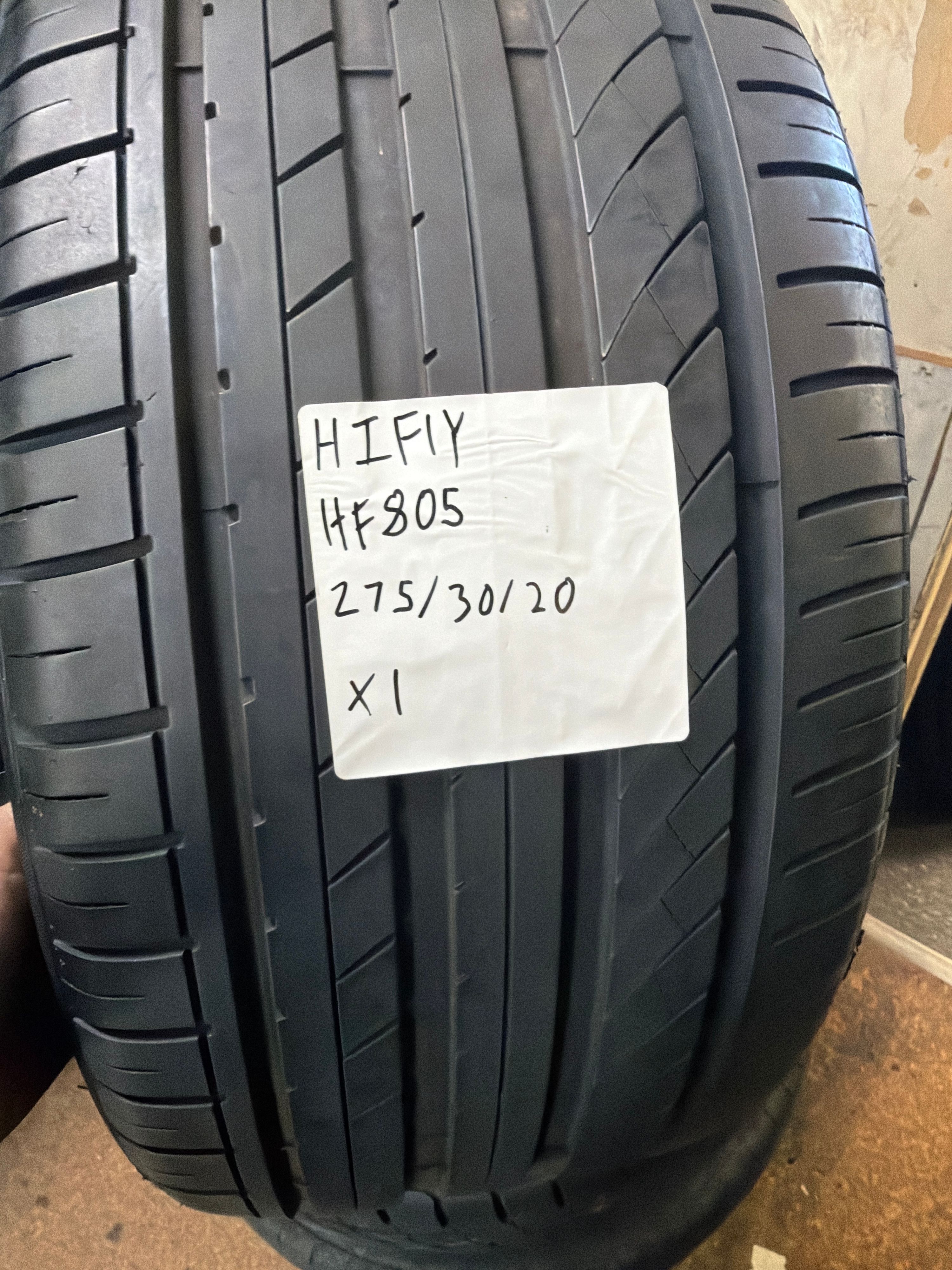 275/30R20 — Hifly Hf80