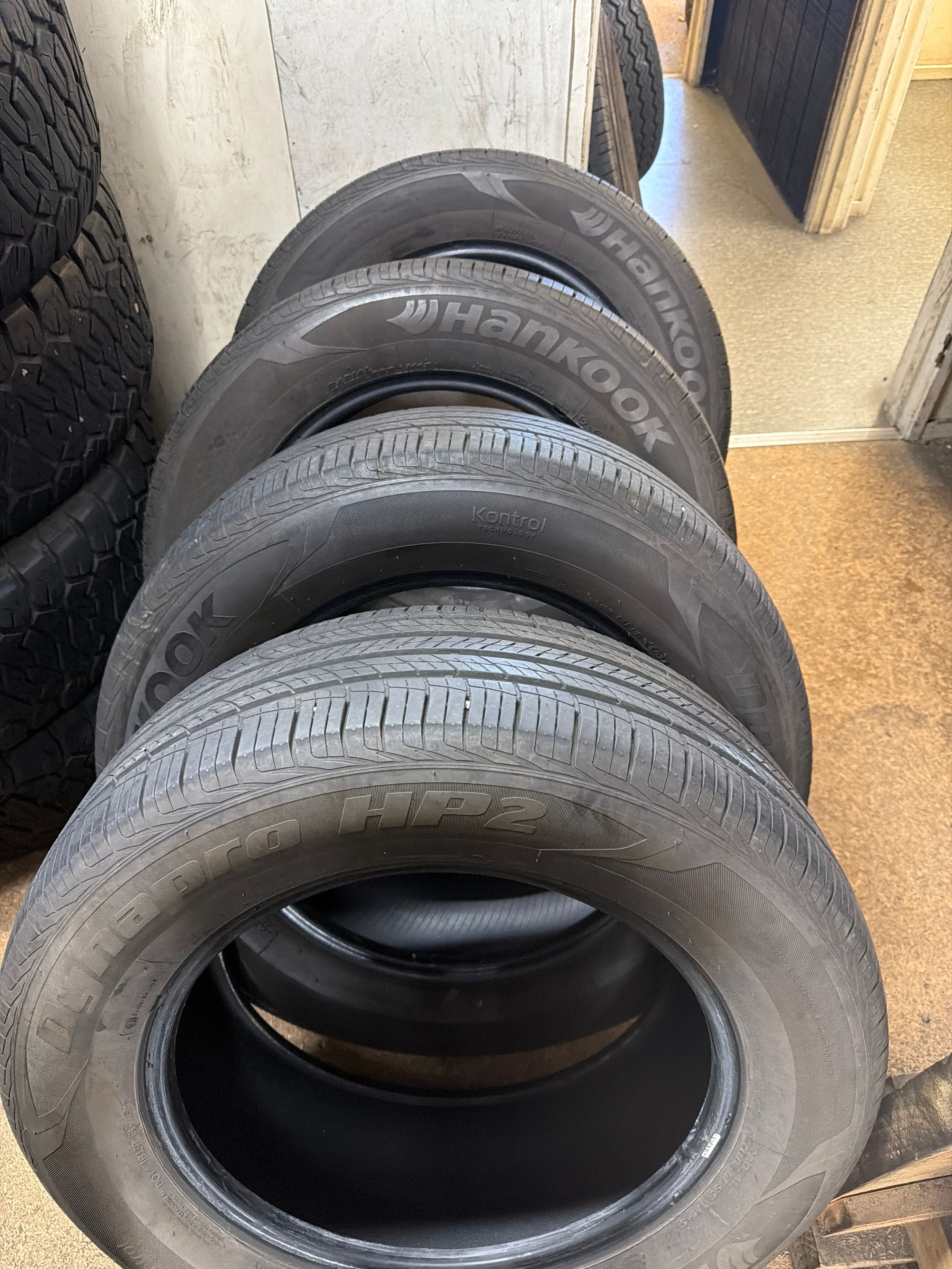 255/60R18 — Hankook Dynapro HP2