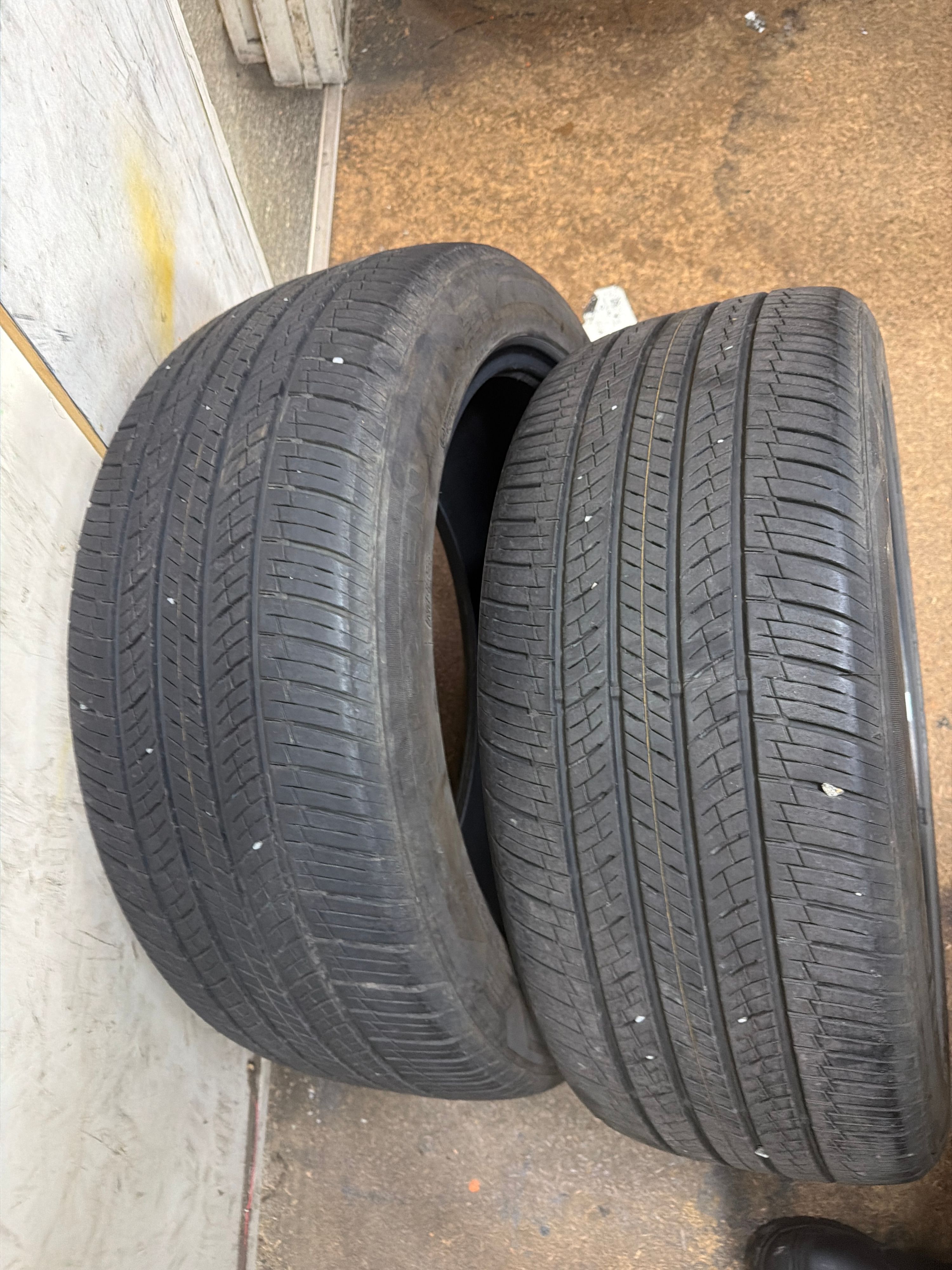 255/45R20 — Nexen Roadian GT-X