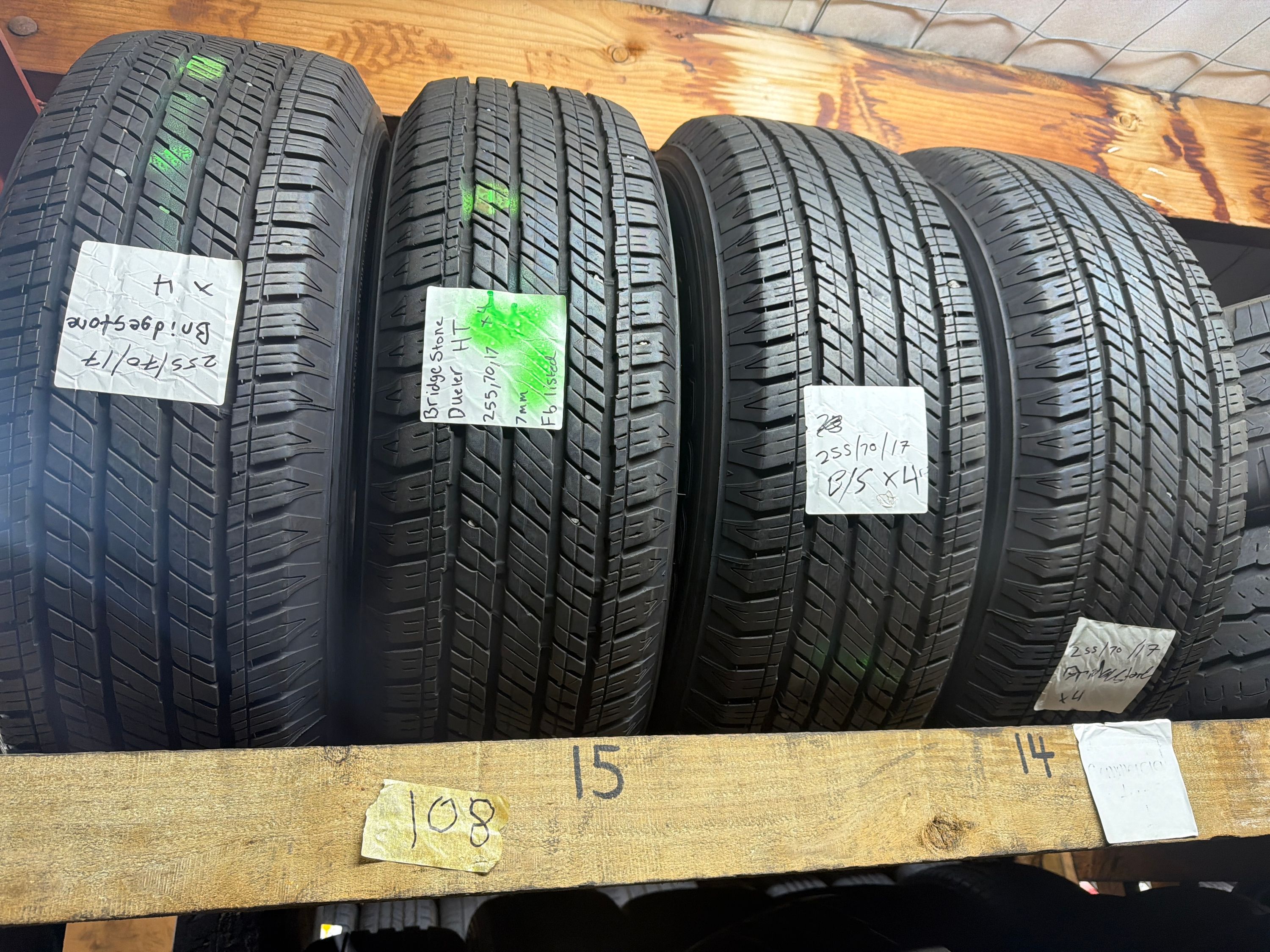 255/70R17 — Bridgestone Dueler