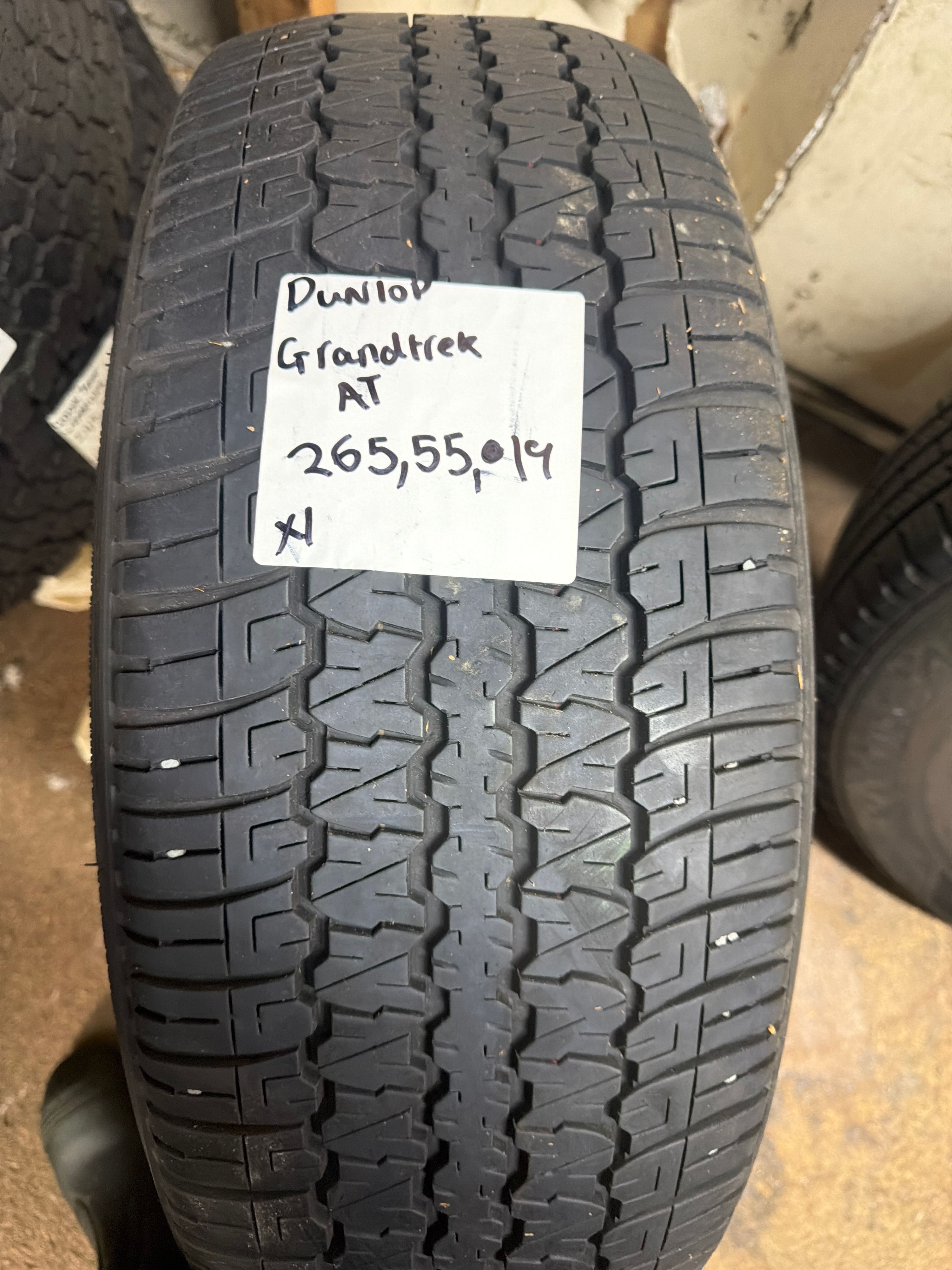 265/55R19 — Dunlop Grandtrek AT30
