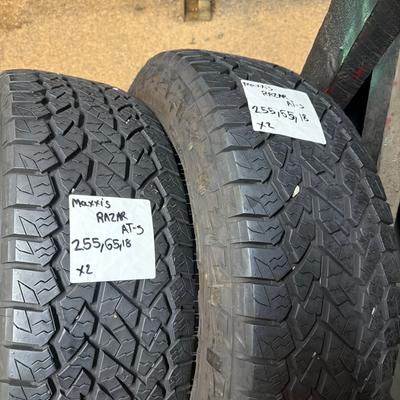 255/65R18 — Maxxis Razr AT-5