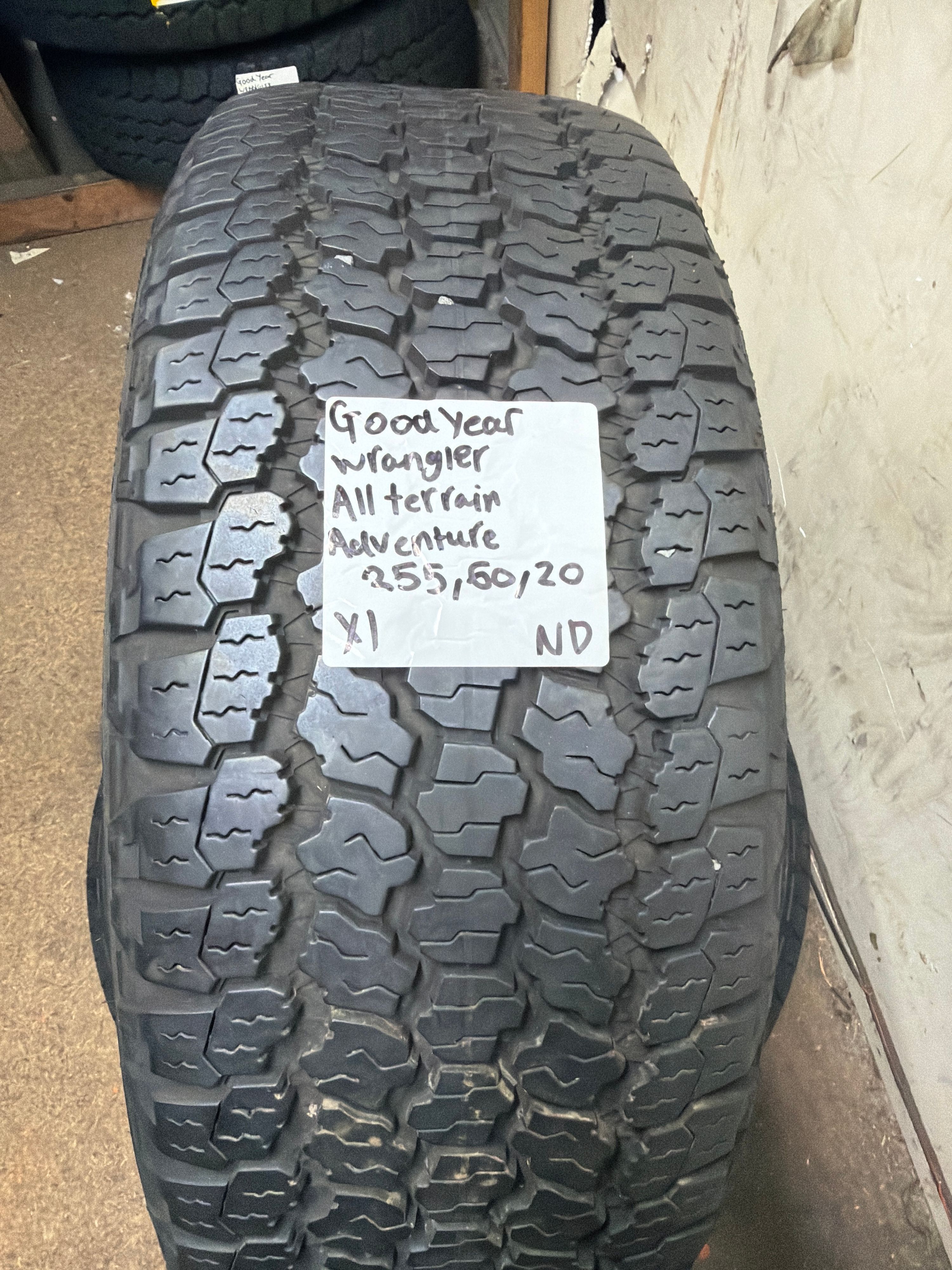 255/60R20 — Goodyear Wrangler All-Terrain Adventure