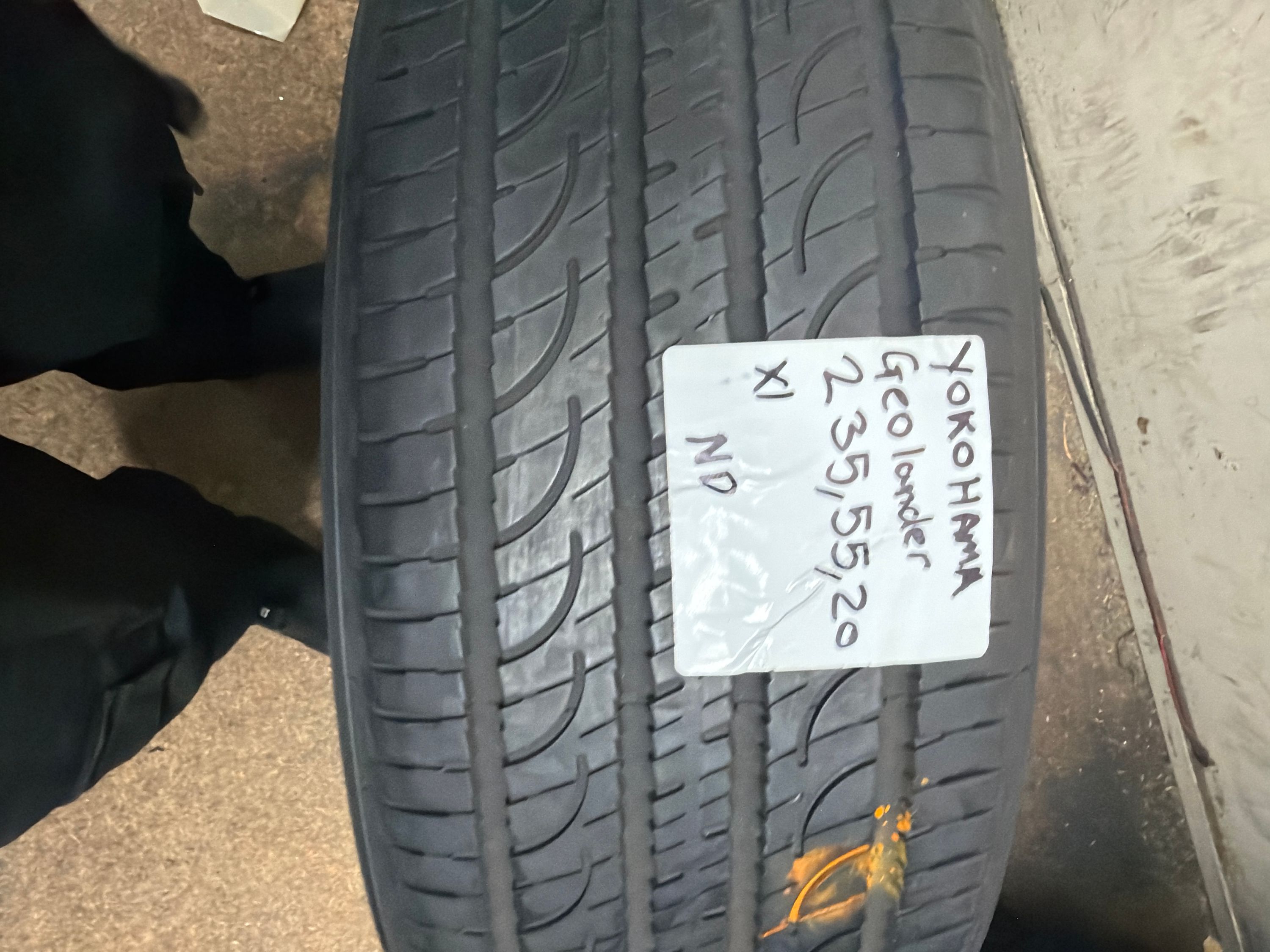 235/55R20 — Yokohama Geolandar