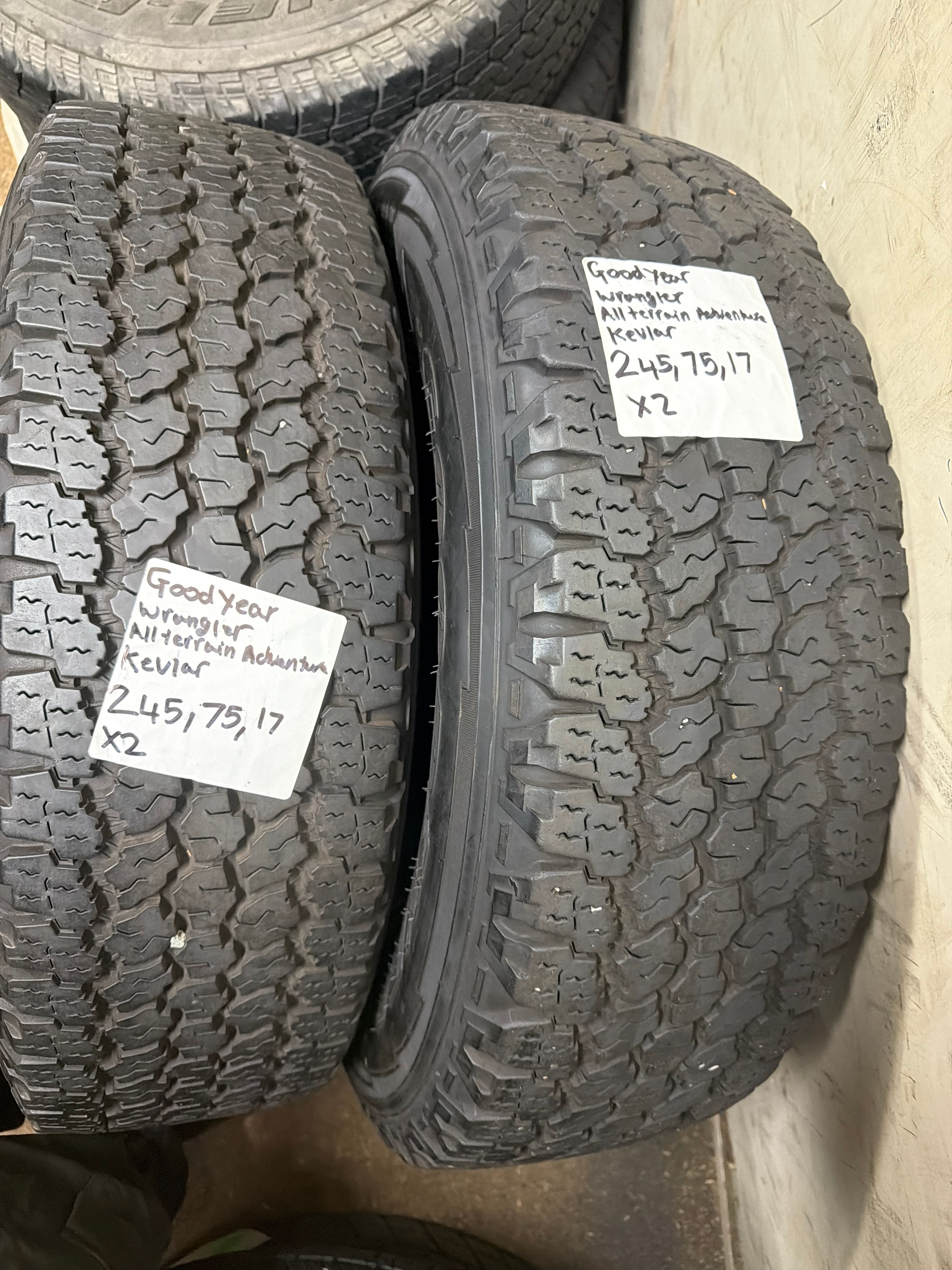 245/75R17 — Goodyear Wrangler All-Terrain Adventure