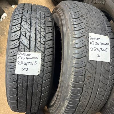 255/70R16 — Dunlop Grandtrek AT20
