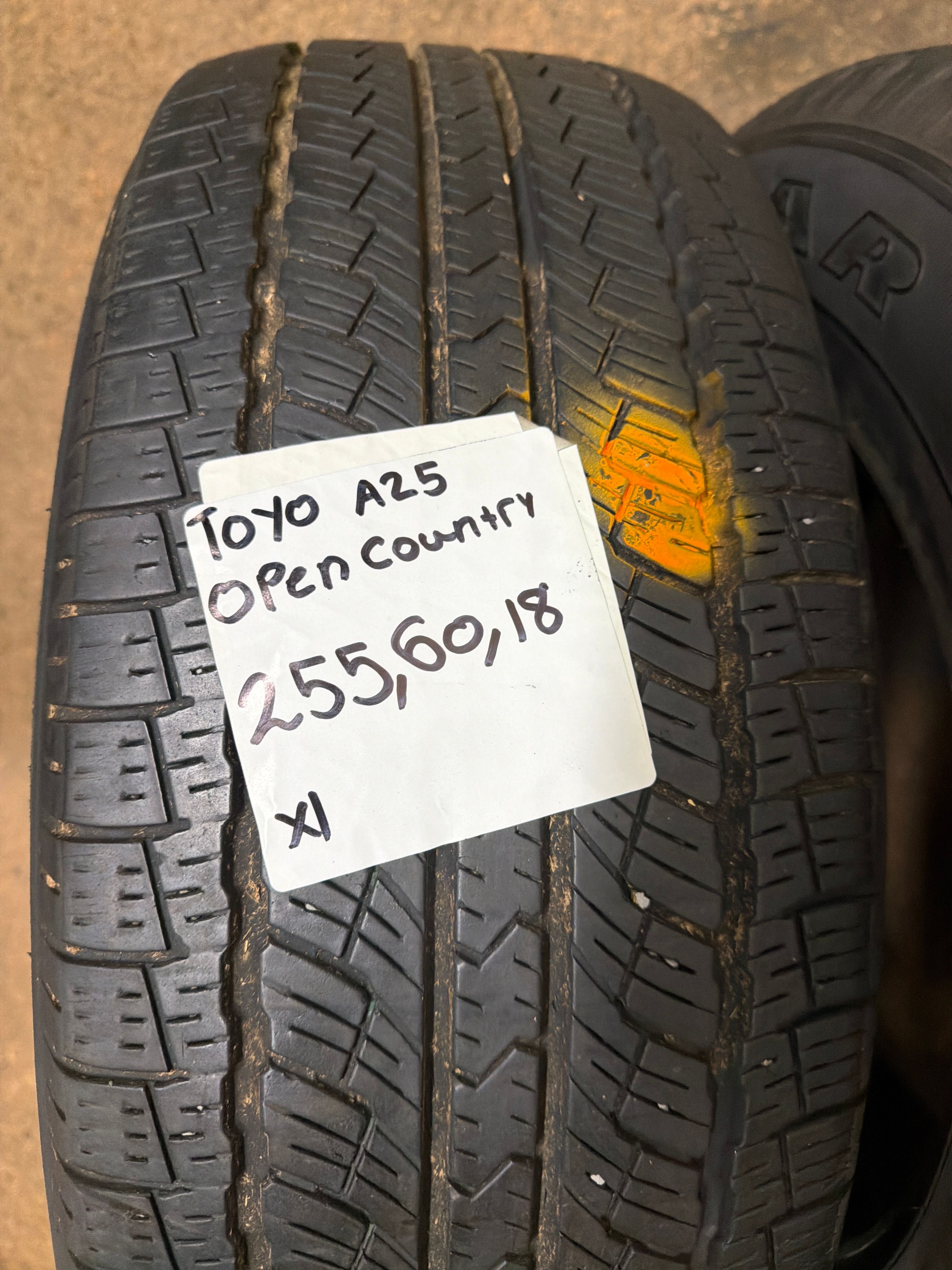 255/60R18 — Toyo Open Country A25