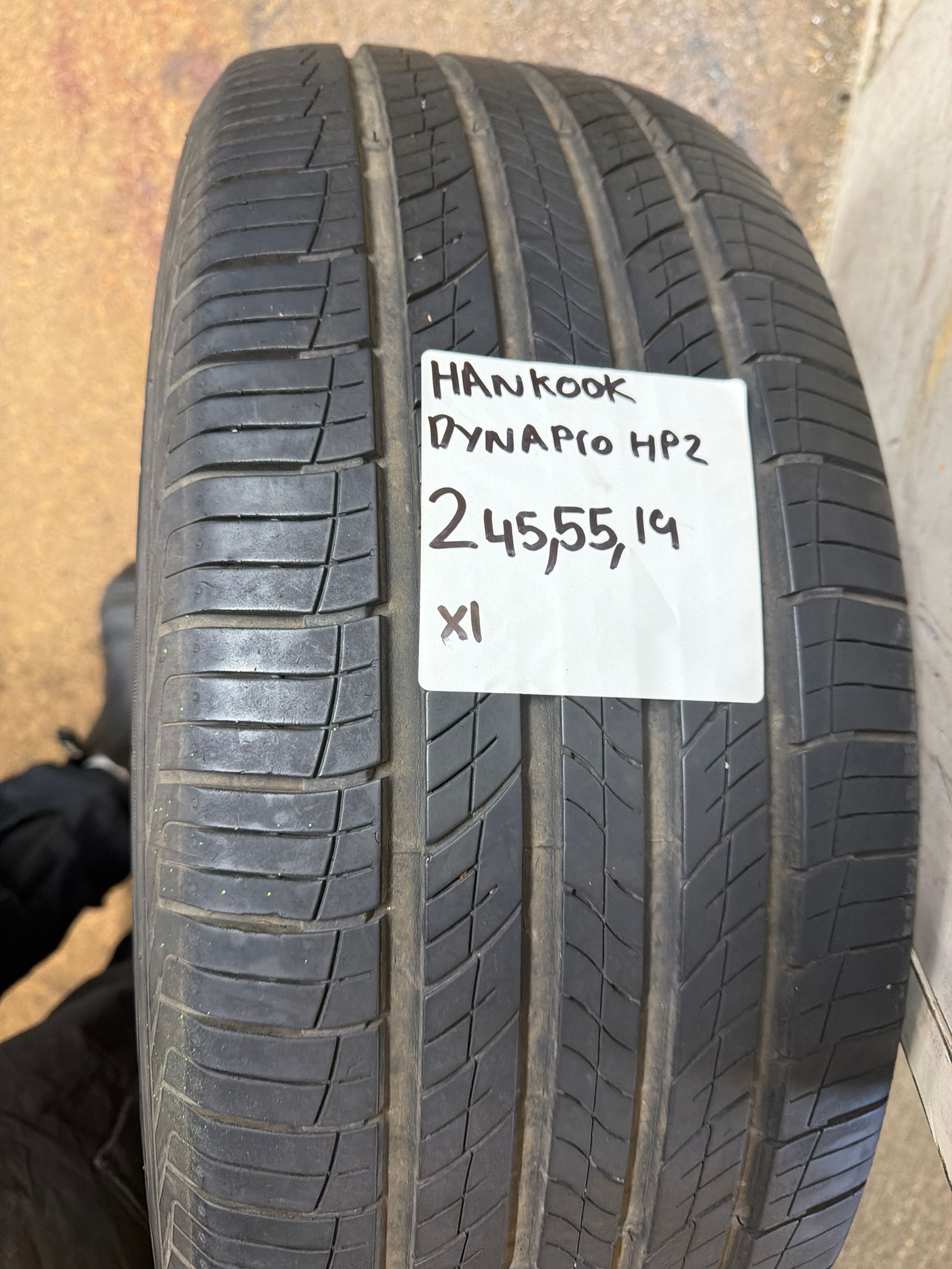 245/55R19 — Hankook Dynapro HP2