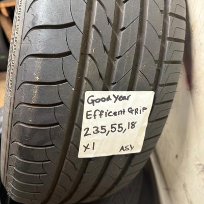 235/55R18 — Goodyear EfficientGrip
