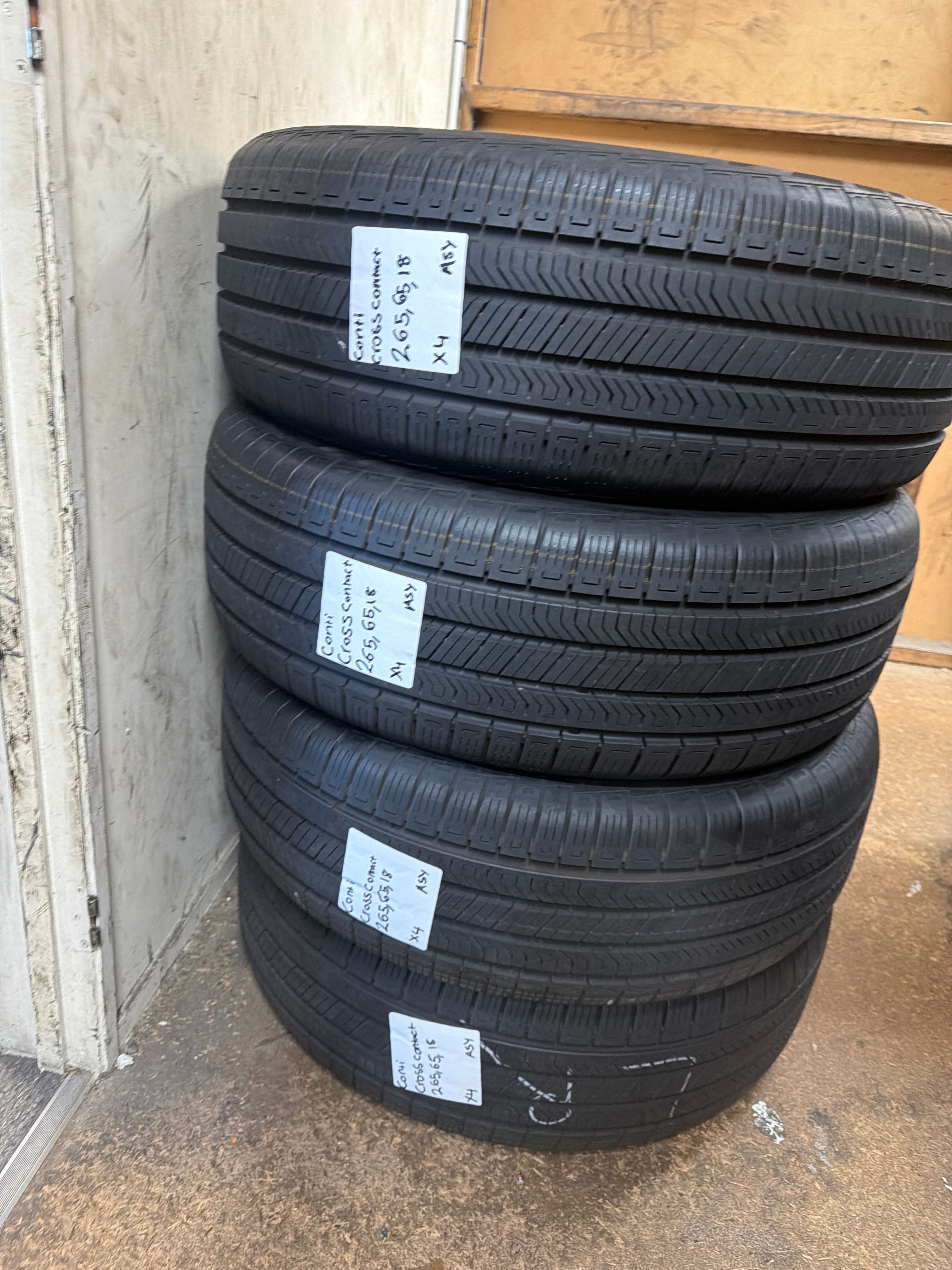 265/65R18 — Continental CrossContact RX