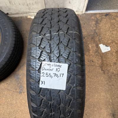 255/70R17 — Bridgestone Dueler A/T
