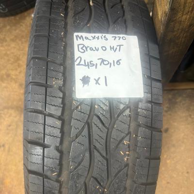 245/70R16 — Maxxis Bravo HT770